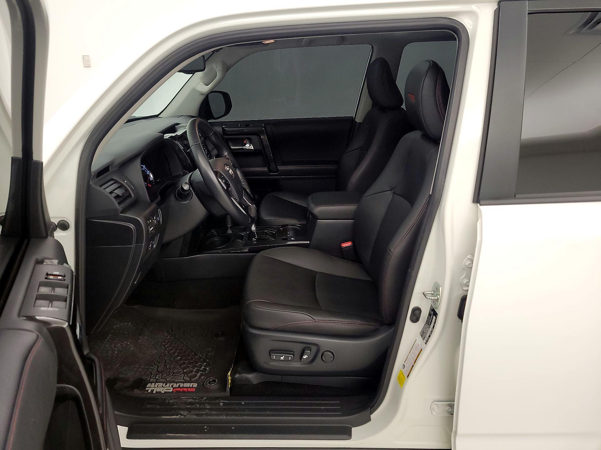 Thumbnail: 2023 Toyota 4Runner - 11