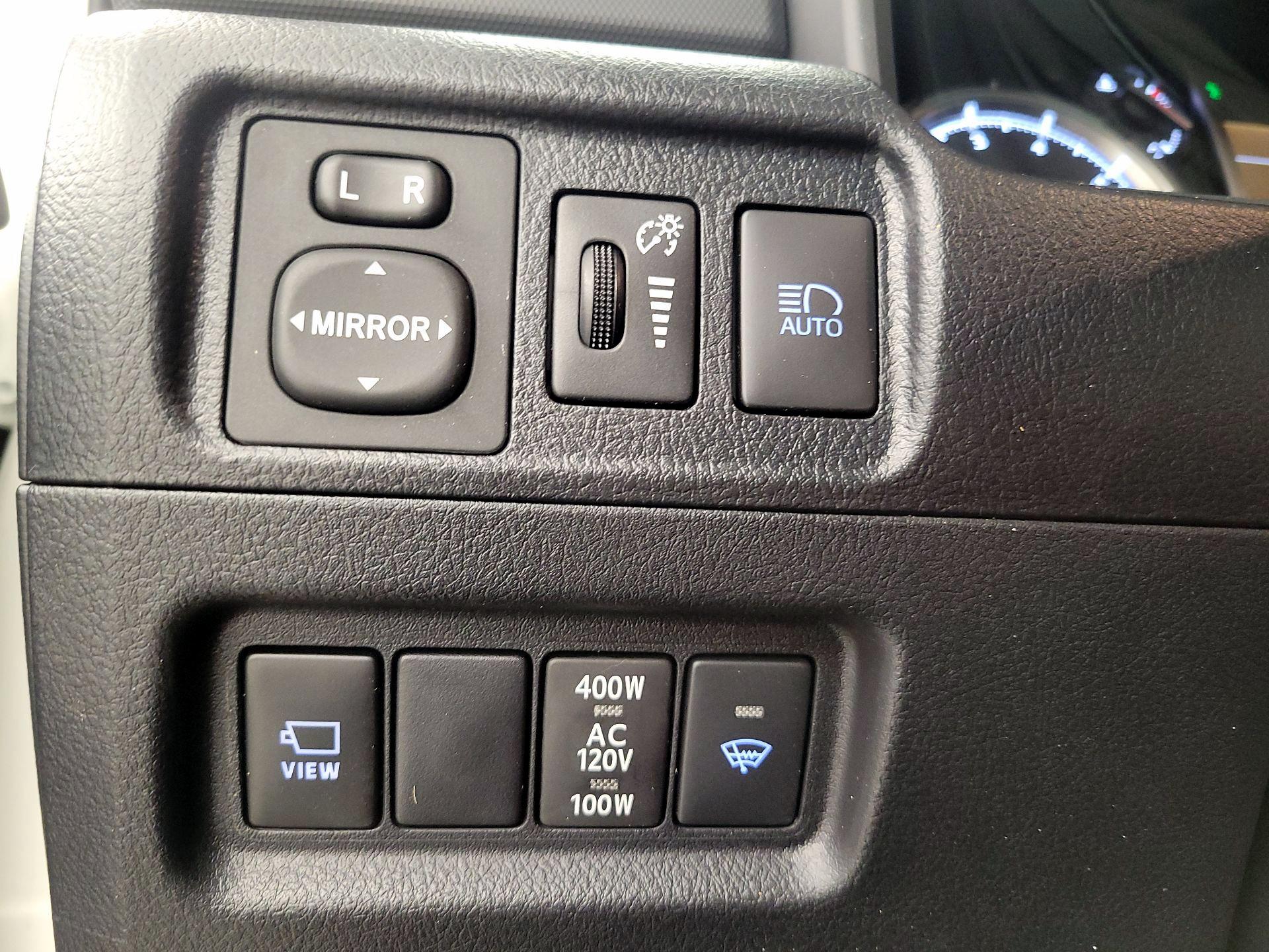 Thumbnail: 2023 Toyota 4Runner - 13