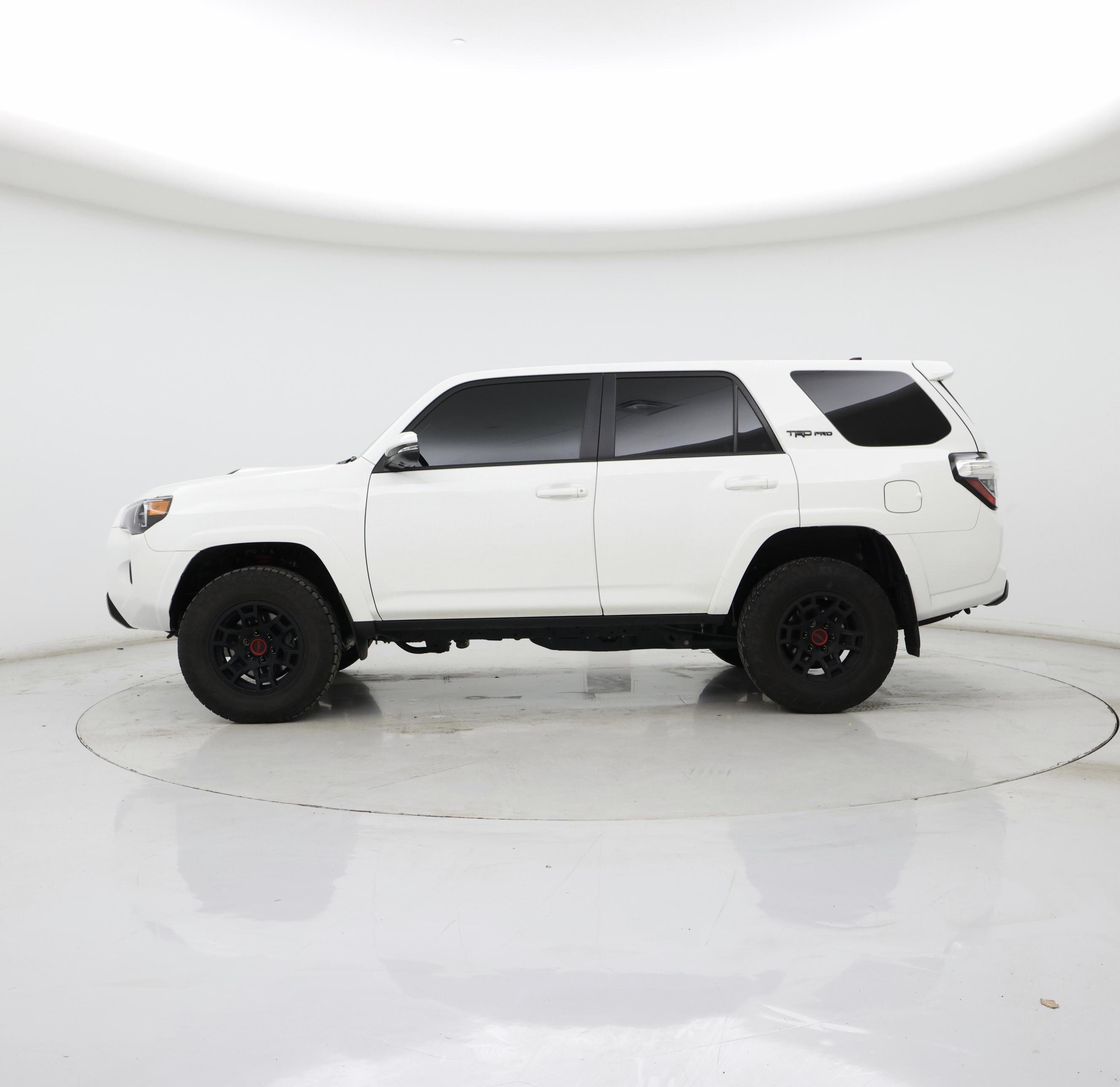 Thumbnail: 2023 Toyota 4Runner - 3