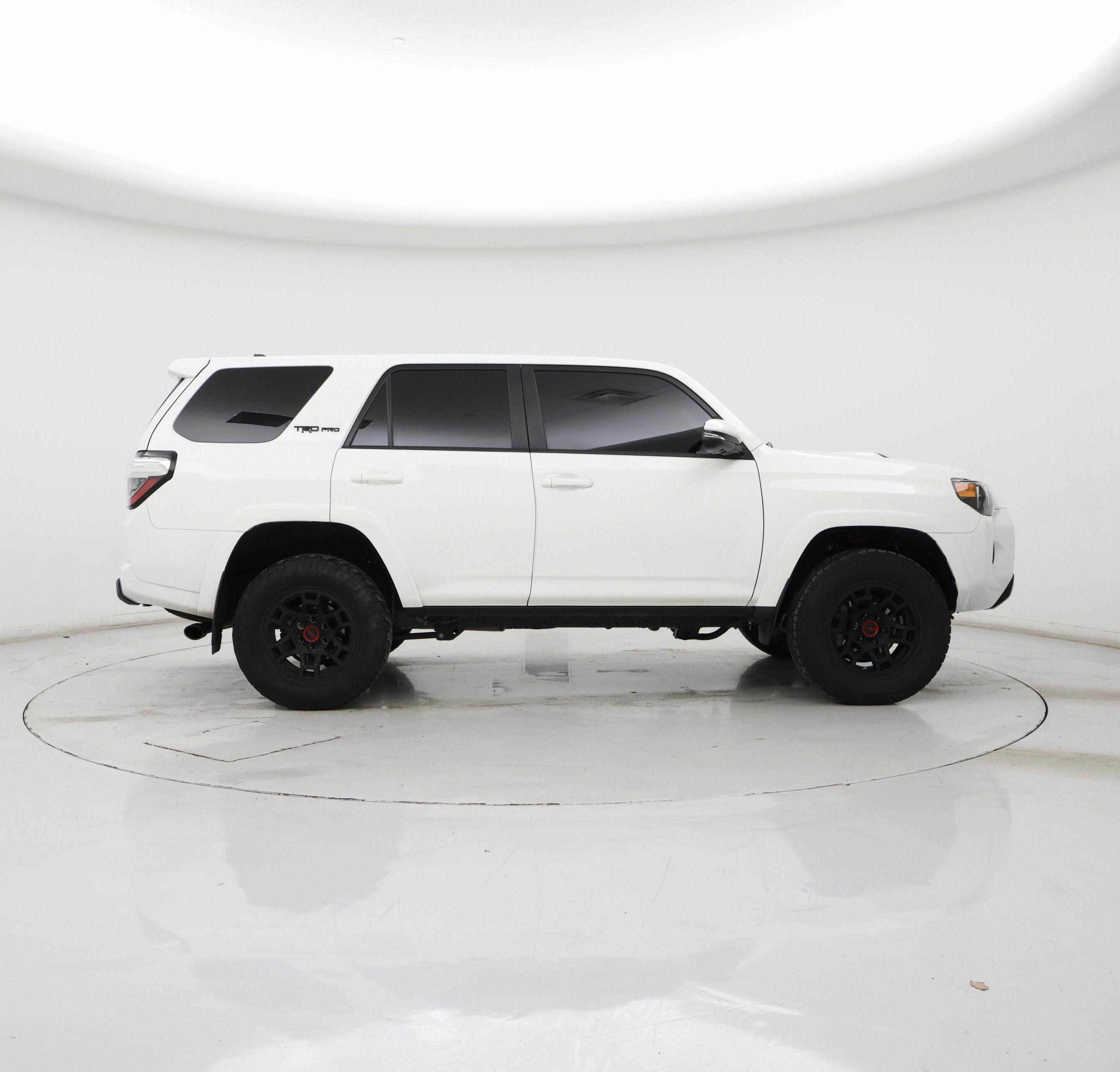Thumbnail: 2023 Toyota 4Runner - 7