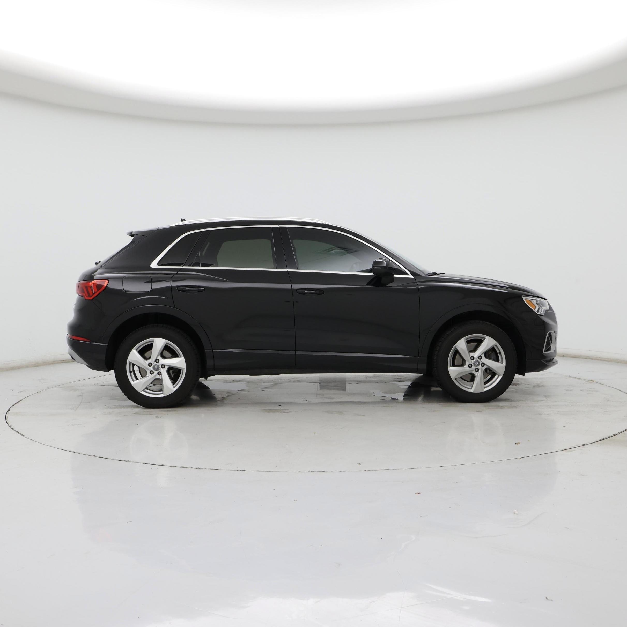 Thumbnail: 2020 Audi Q3 - 7