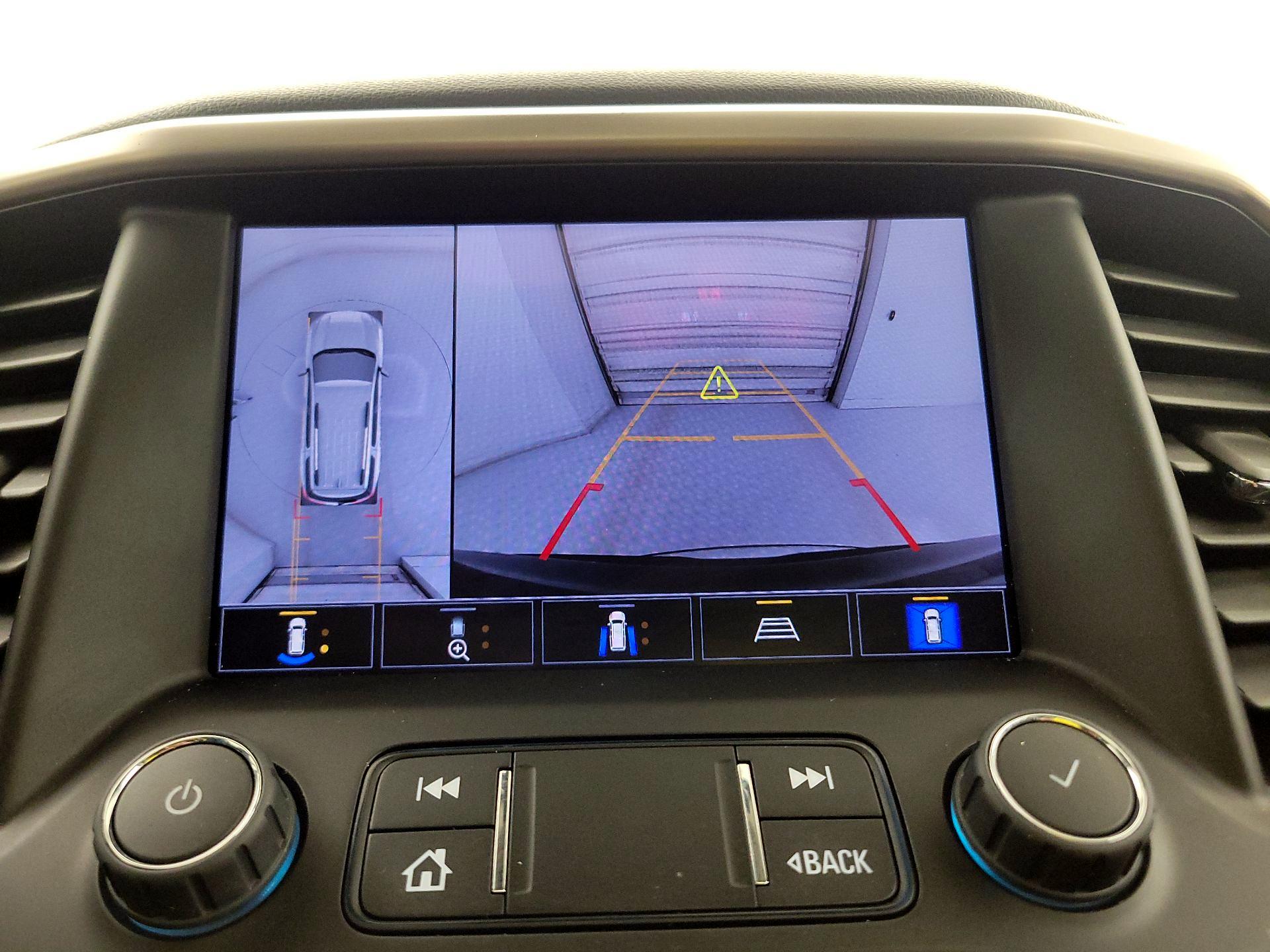 Thumbnail: 2023 GMC Acadia - 14