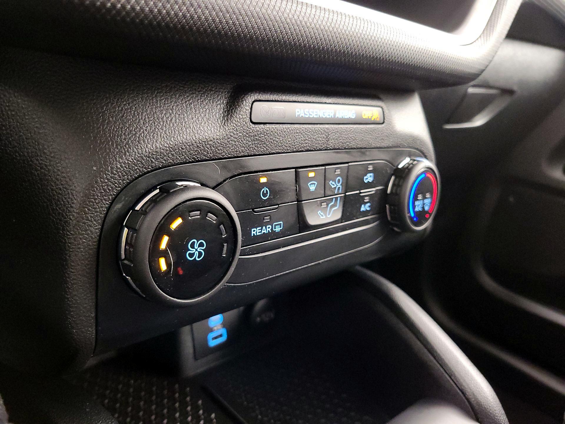 Thumbnail: 2022 Ford Bronco Sport - 16