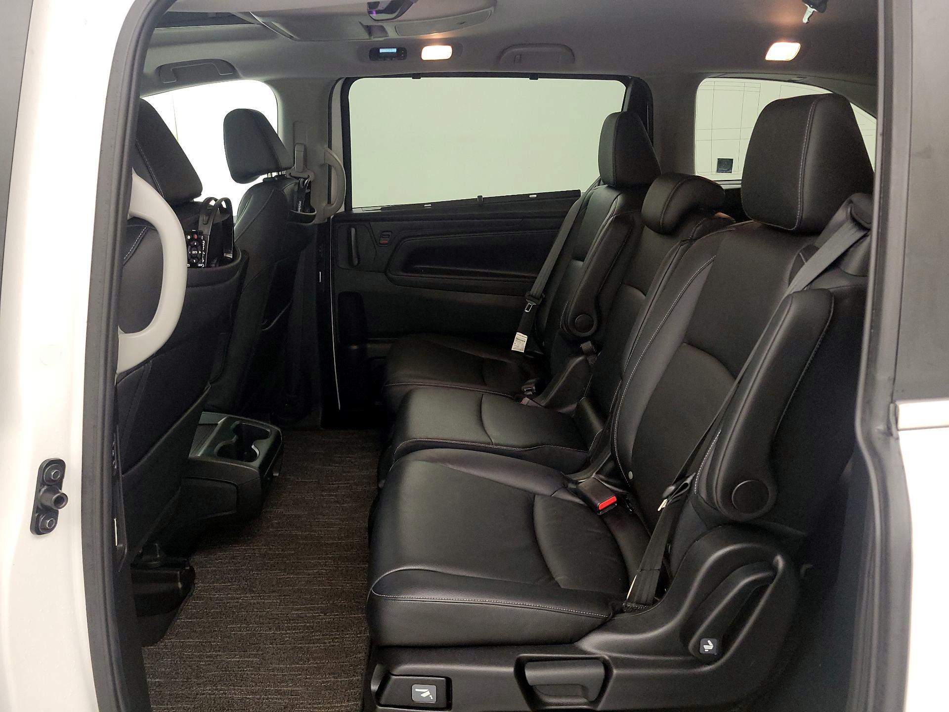 Thumbnail: 2023 Honda Odyssey - 20