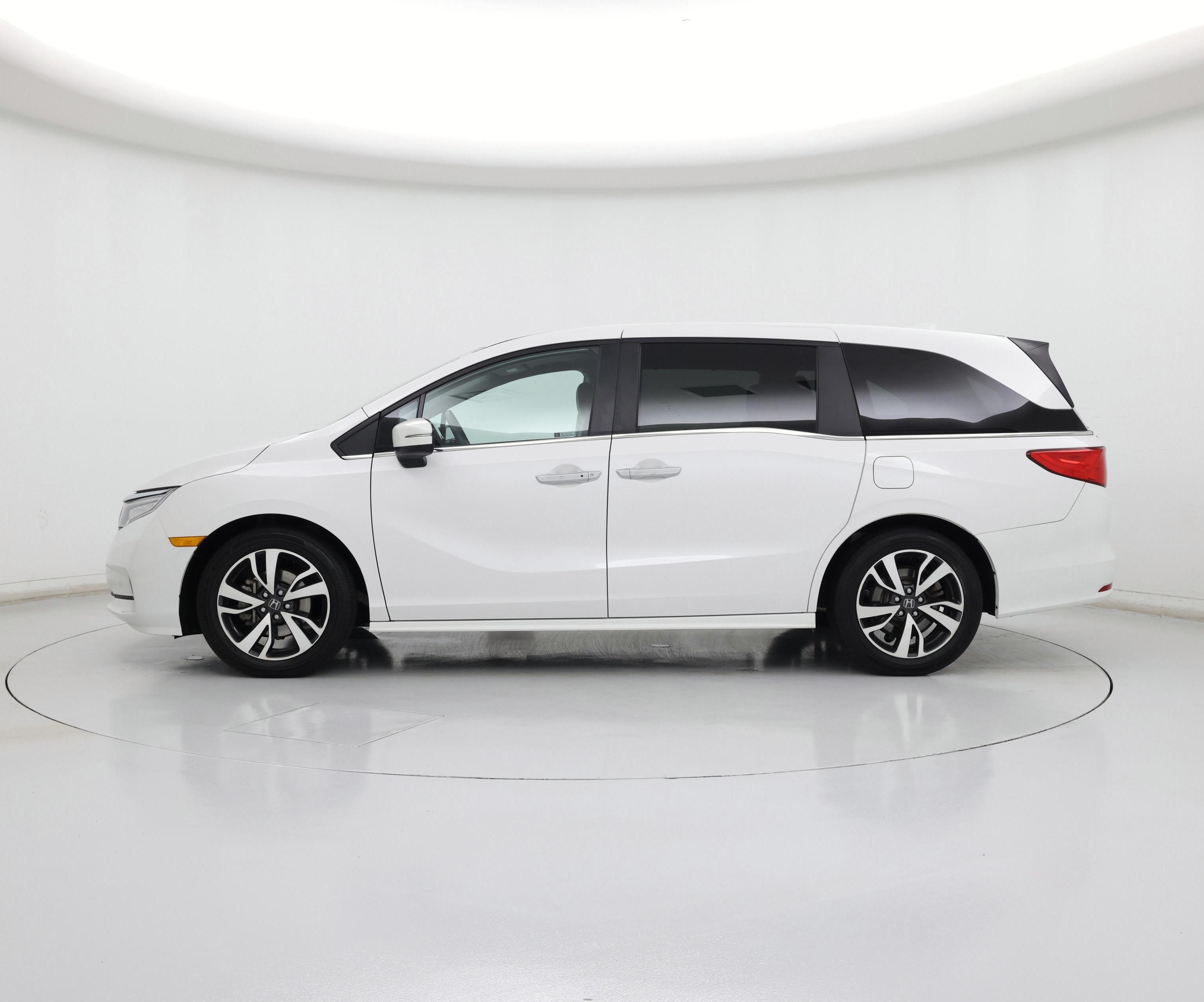Thumbnail: 2023 Honda Odyssey - 3