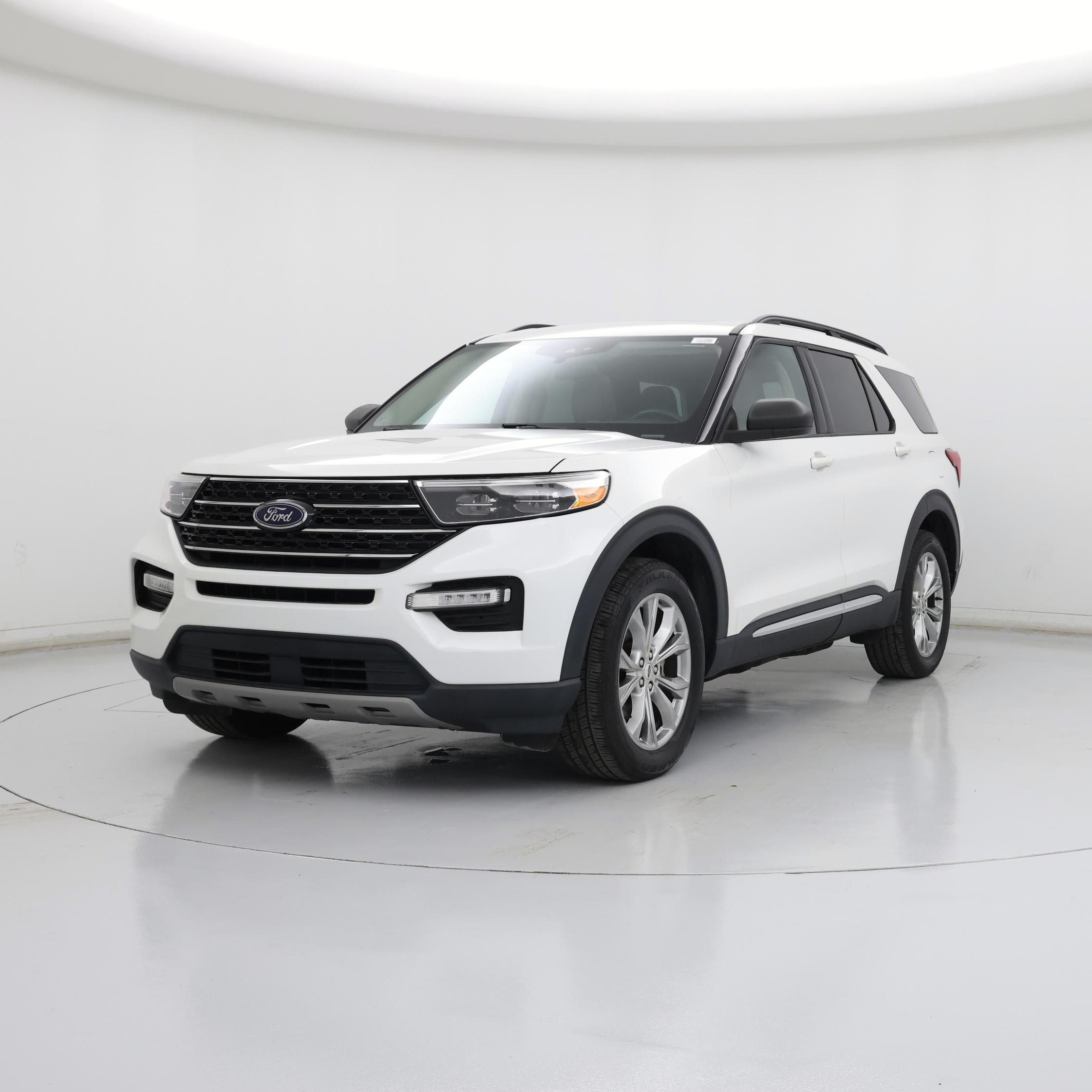 Thumbnail: 2021 Ford Explorer - 4