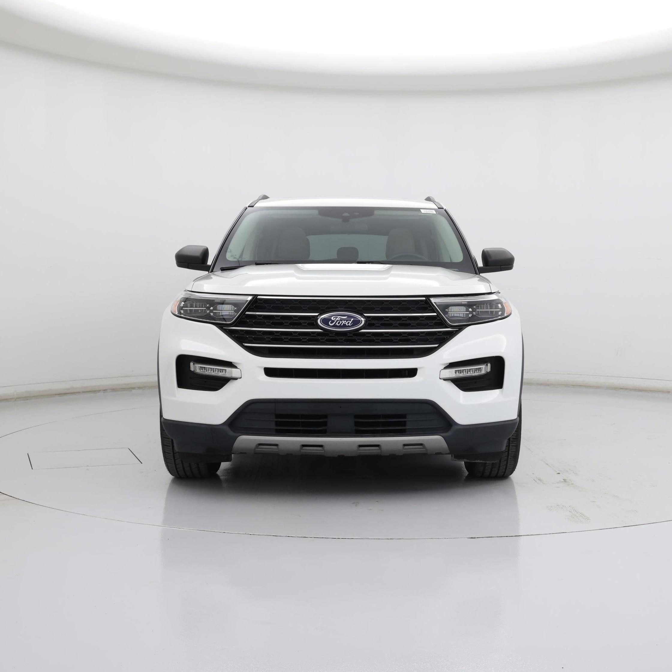 Thumbnail: 2021 Ford Explorer - 5