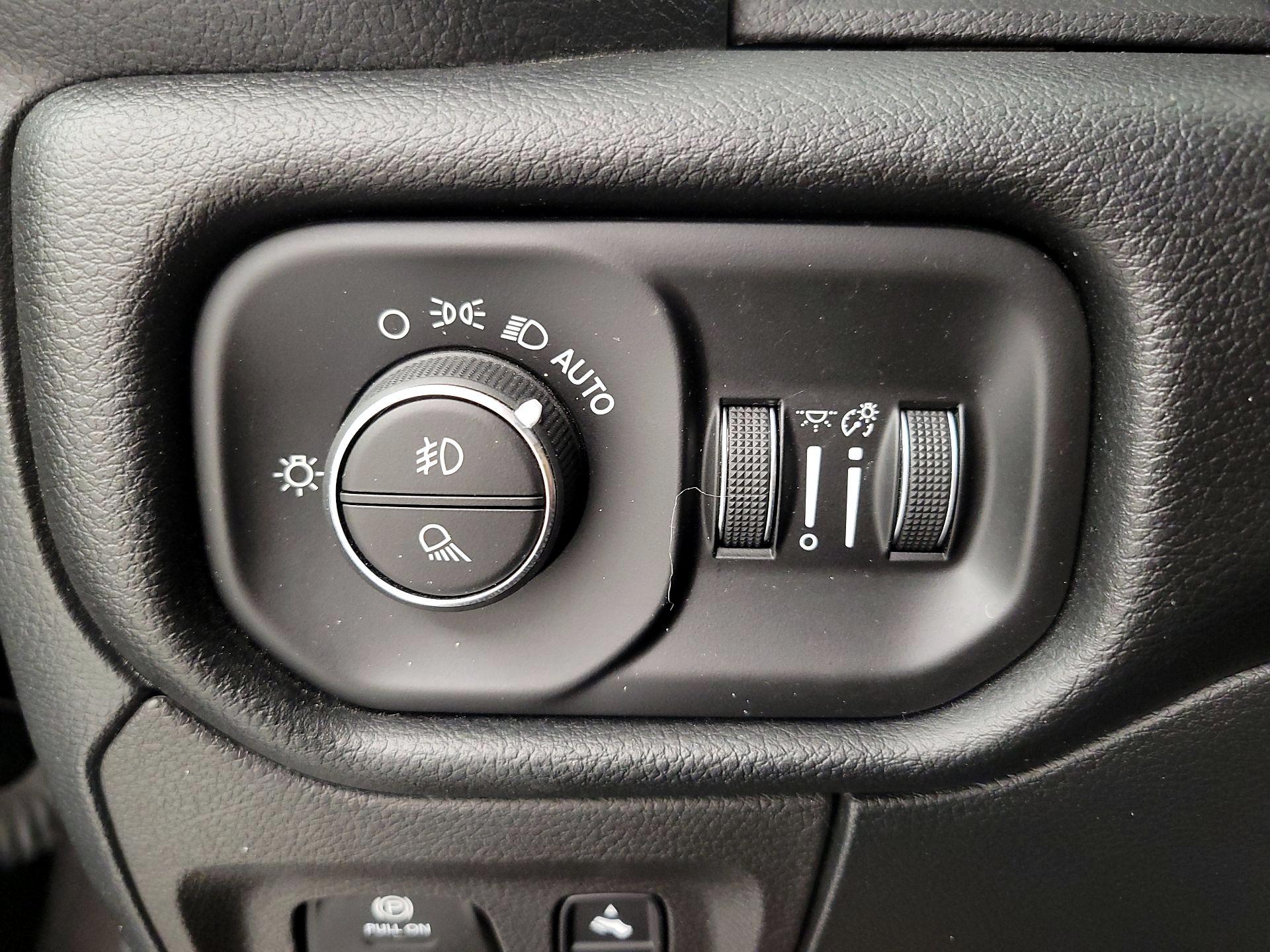 Thumbnail: 2022 RAM 1500 - 13