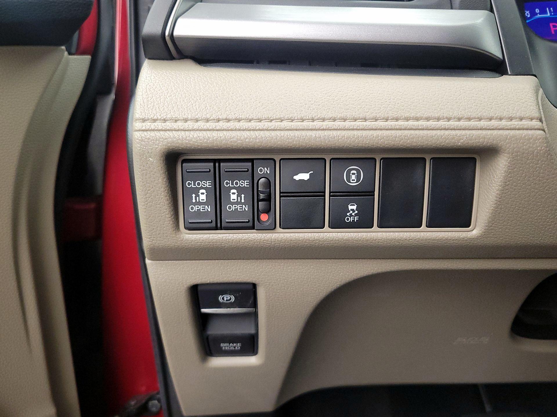 Thumbnail: 2022 Honda Odyssey - 13