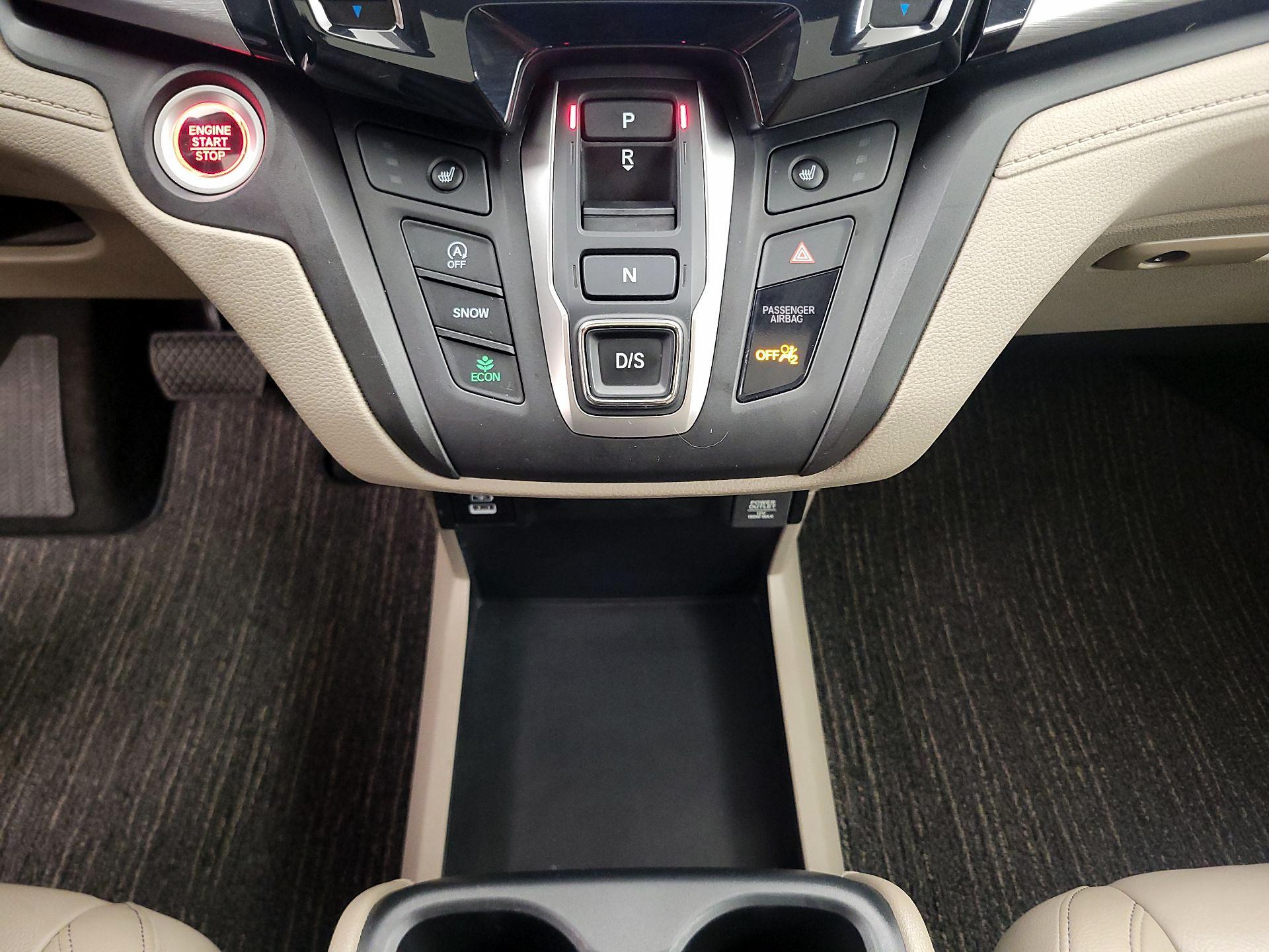 Thumbnail: 2022 Honda Odyssey - 17