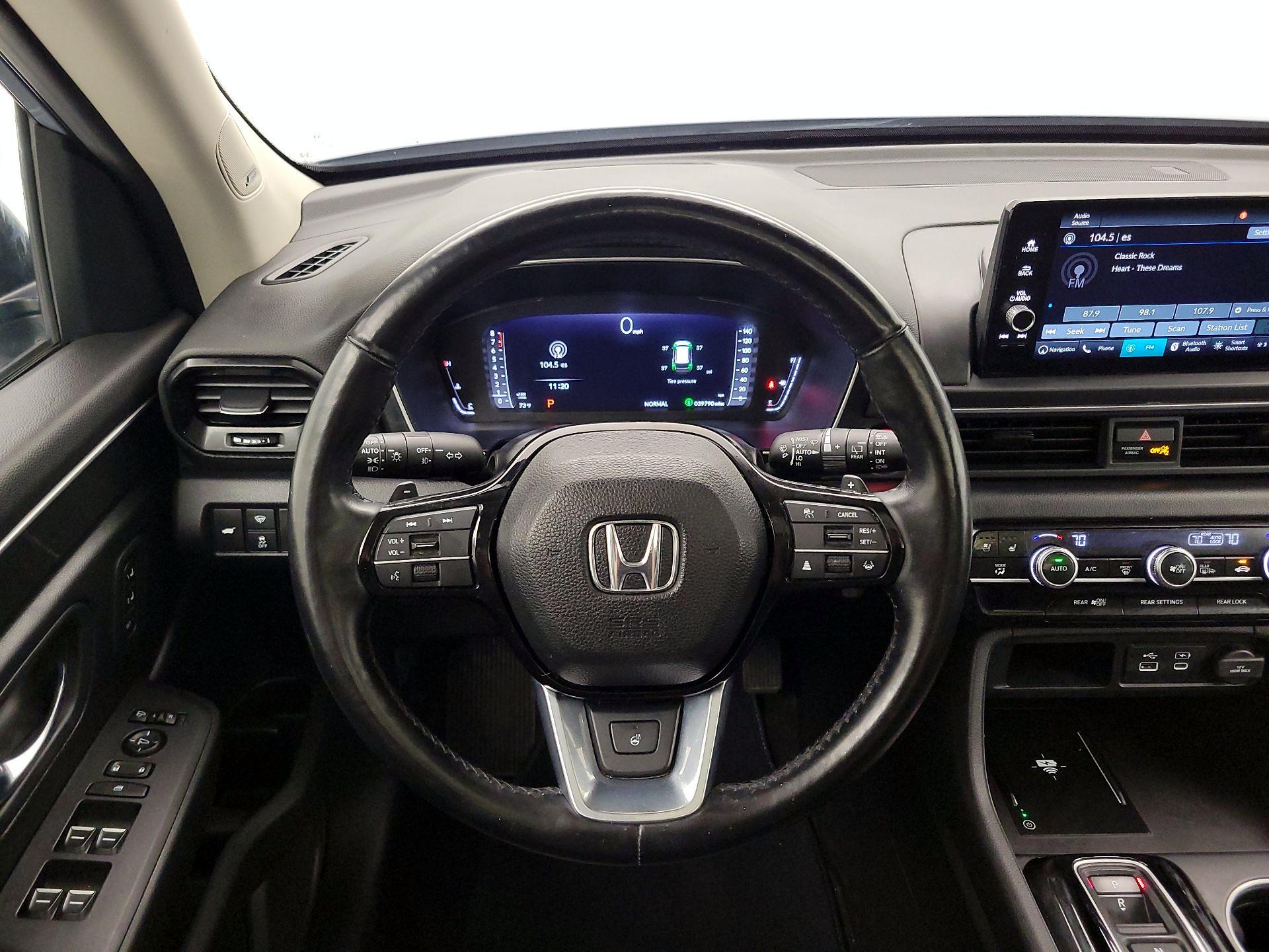 Thumbnail: 2023 Honda Pilot - 10