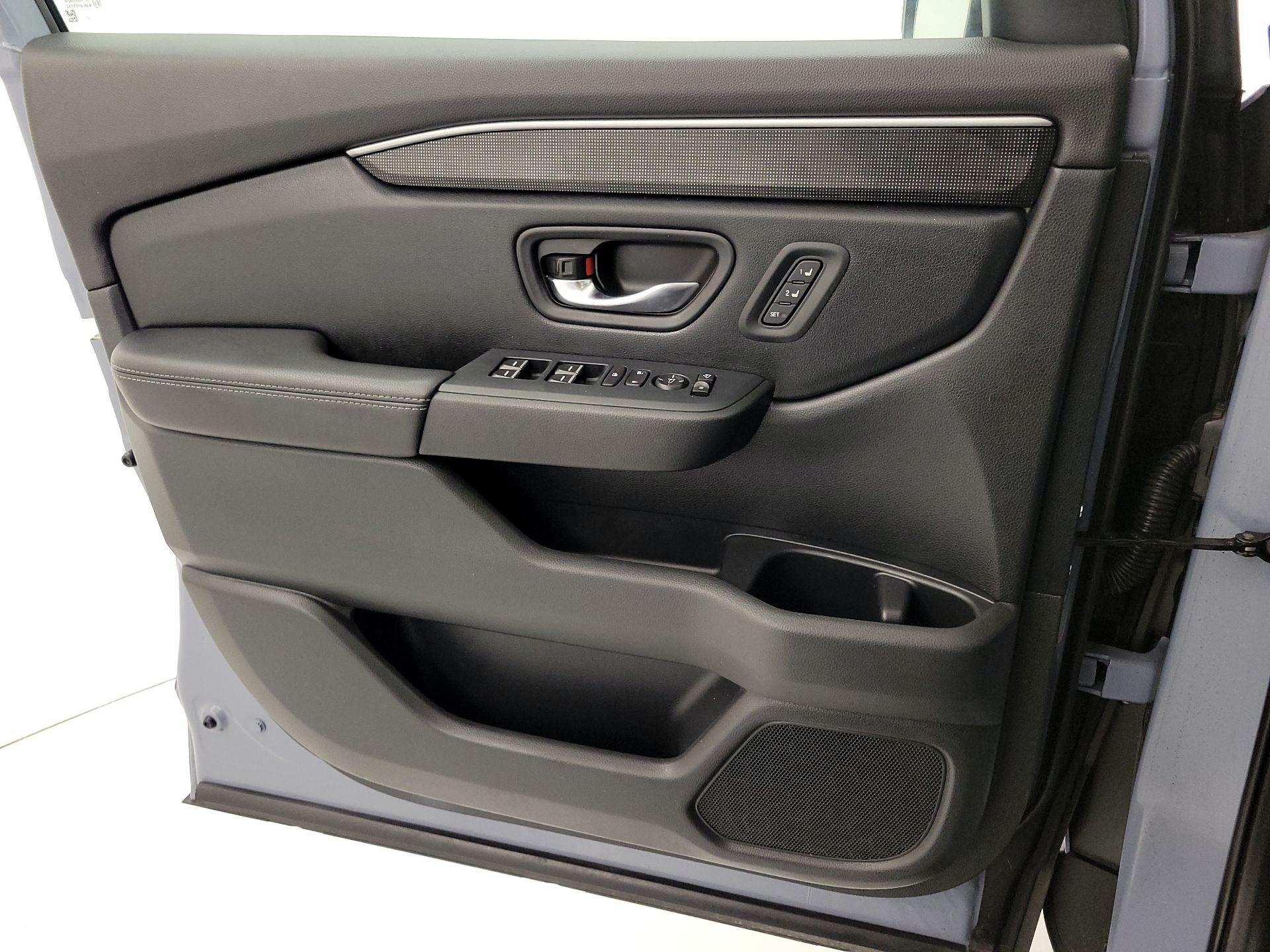 Thumbnail: 2023 Honda Pilot - 12