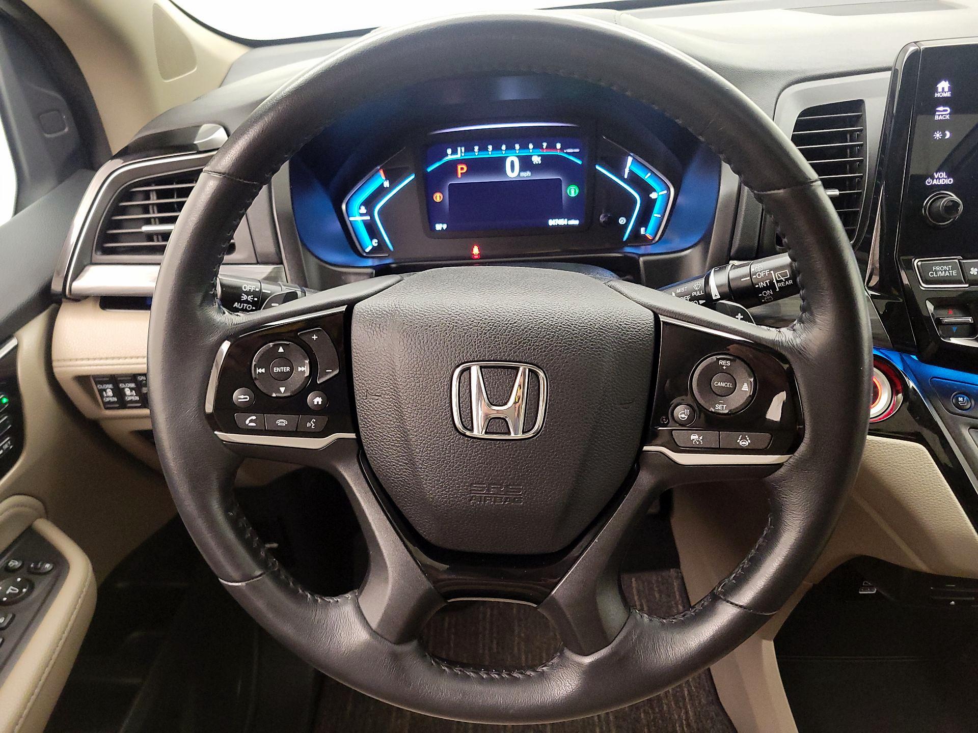 Thumbnail: 2023 Honda Odyssey - 10