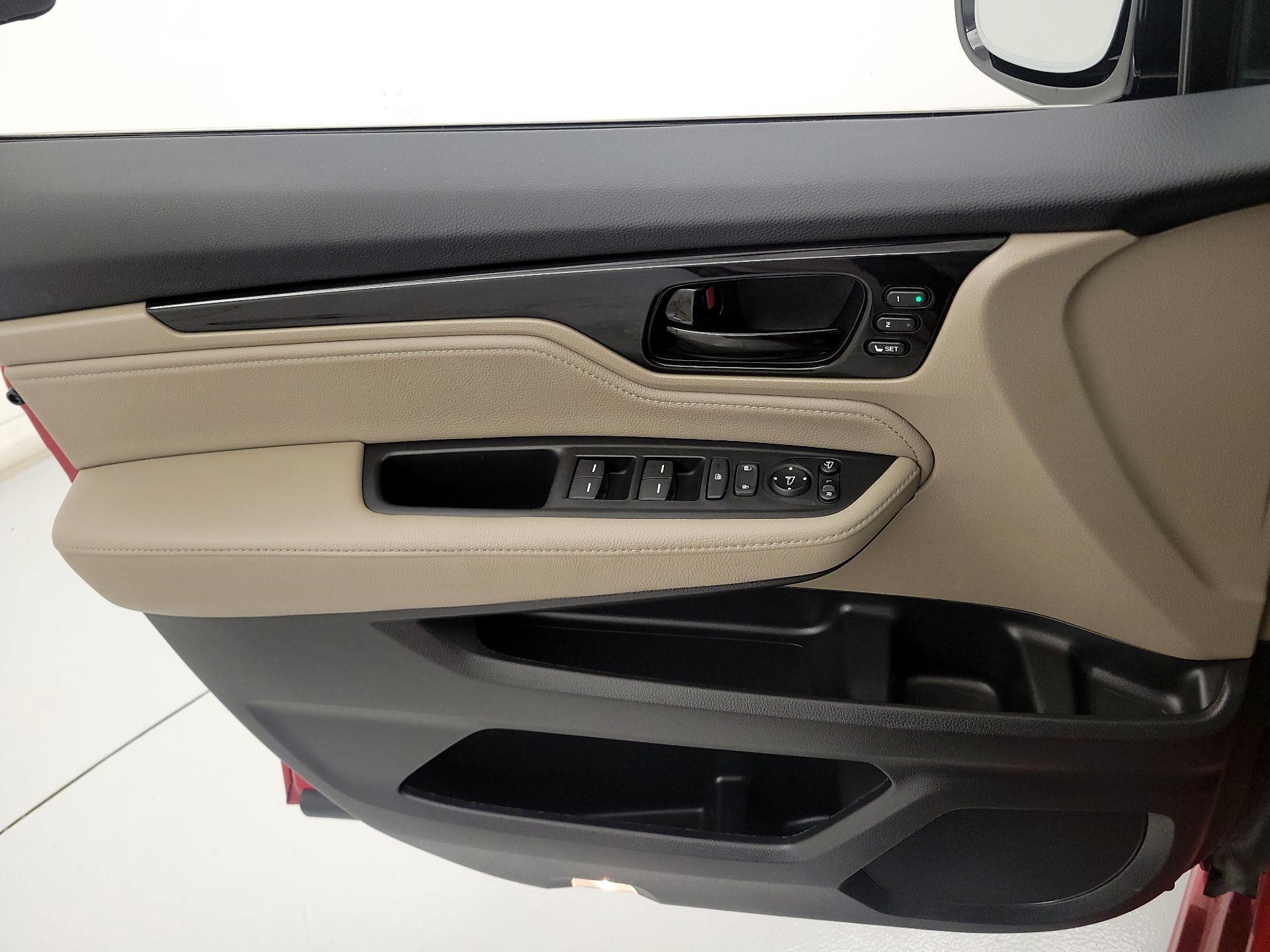 Thumbnail: 2023 Honda Odyssey - 12