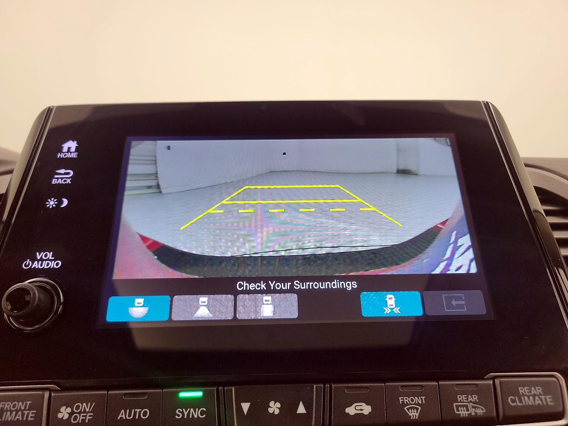 Thumbnail: 2023 Honda Odyssey - 15