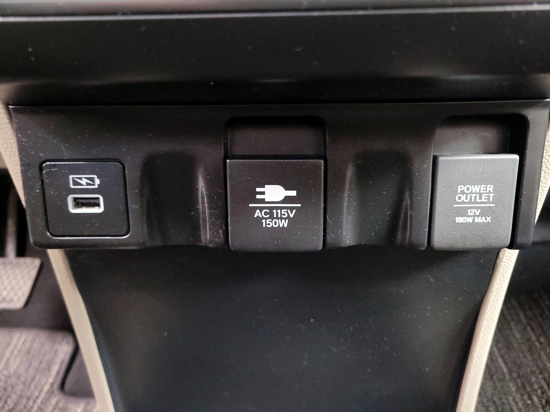 Thumbnail: 2023 Honda Odyssey - 19