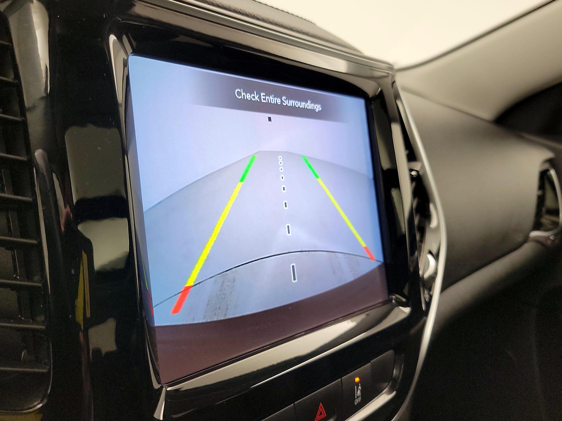 Thumbnail: 2021 Jeep Cherokee - 15