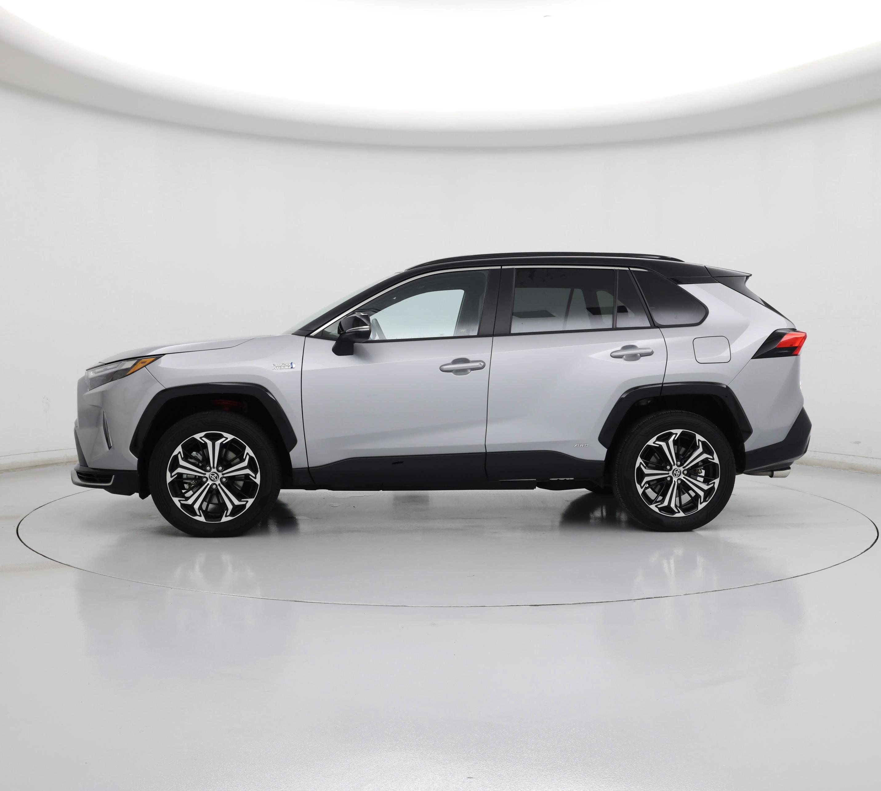 Thumbnail: 2023 Toyota RAV4 - 3