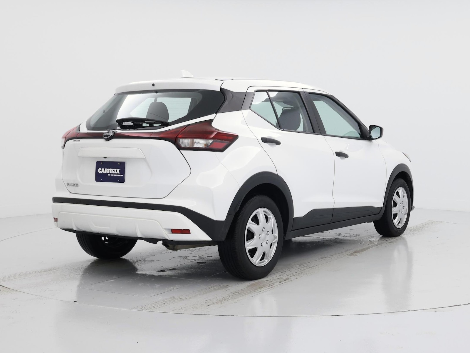 2023 Nissan Kicks S - Photo 9