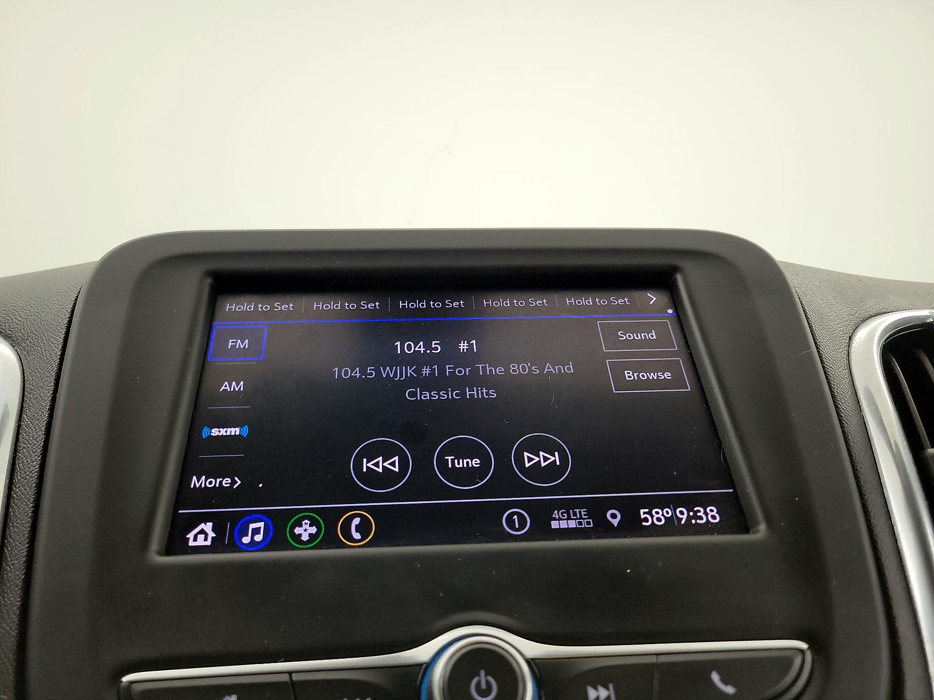 Thumbnail: 2020 Chevrolet Equinox - 15