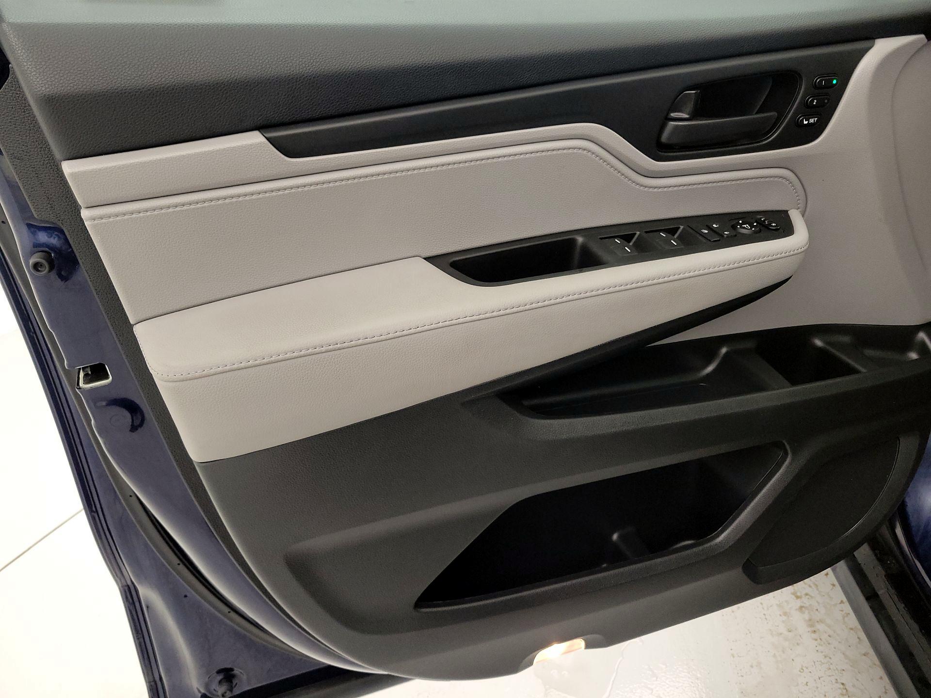 Thumbnail: 2020 Honda Odyssey - 12