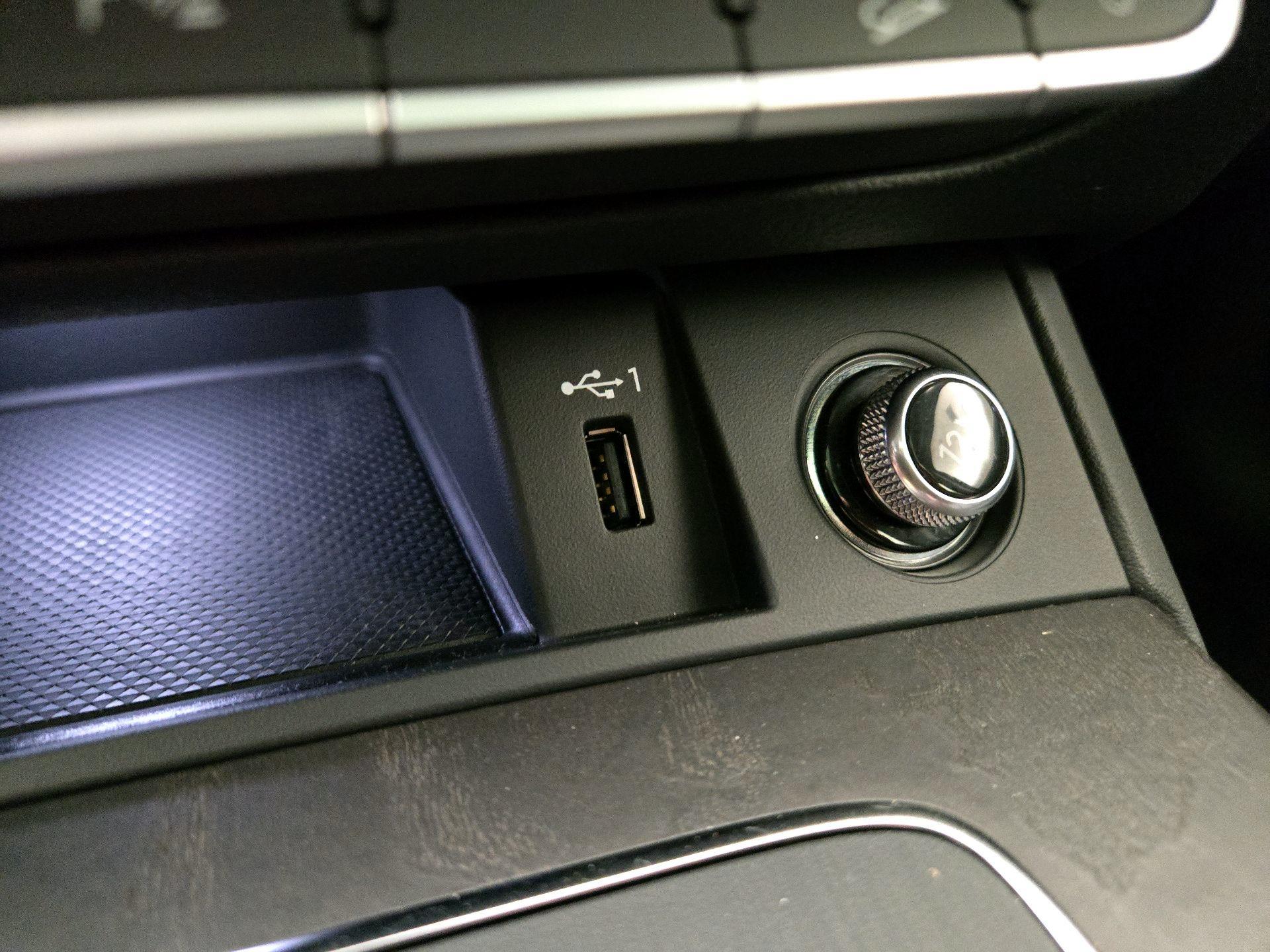 Thumbnail: 2019 Audi Q5 - 19