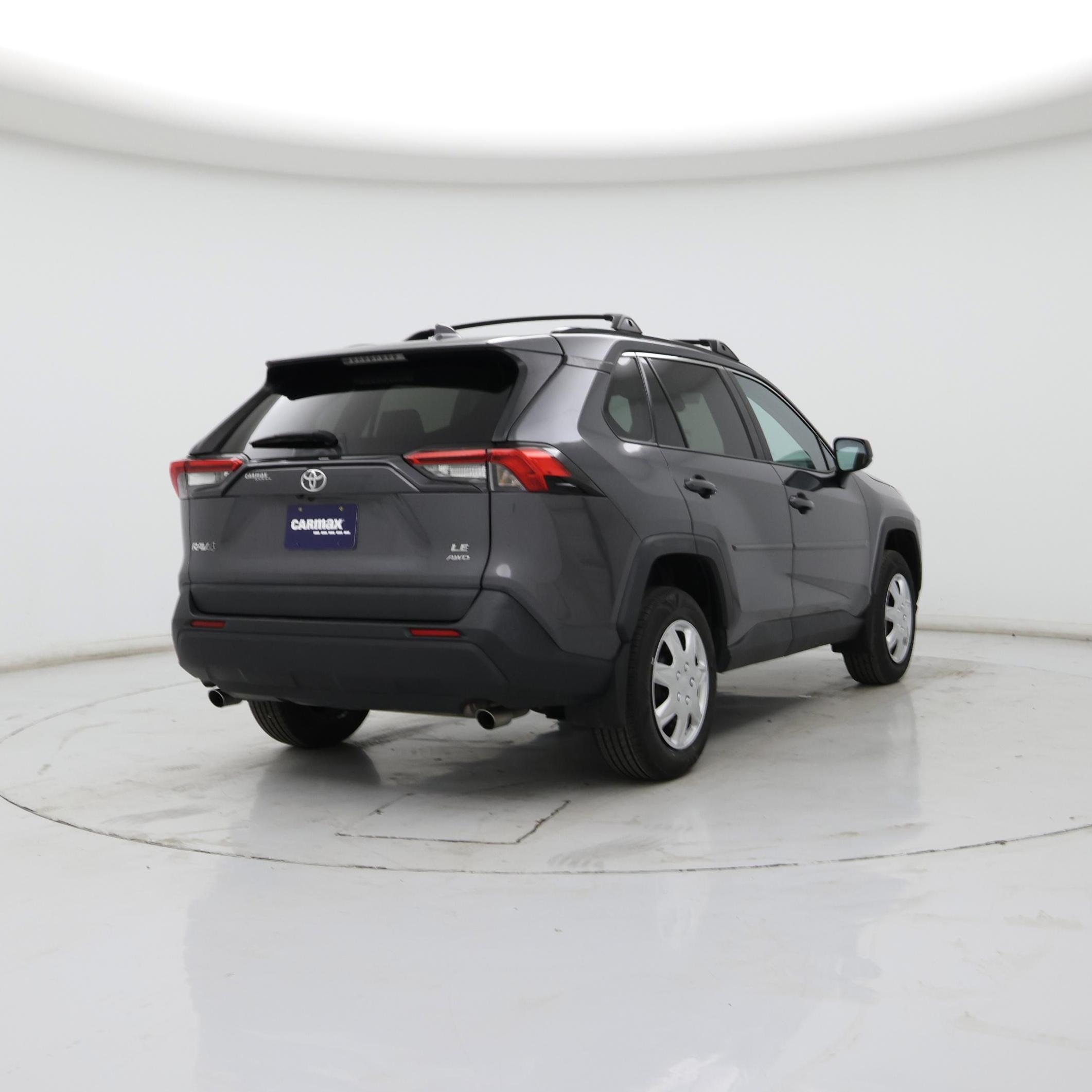 Thumbnail: 2021 Toyota RAV4 - 8