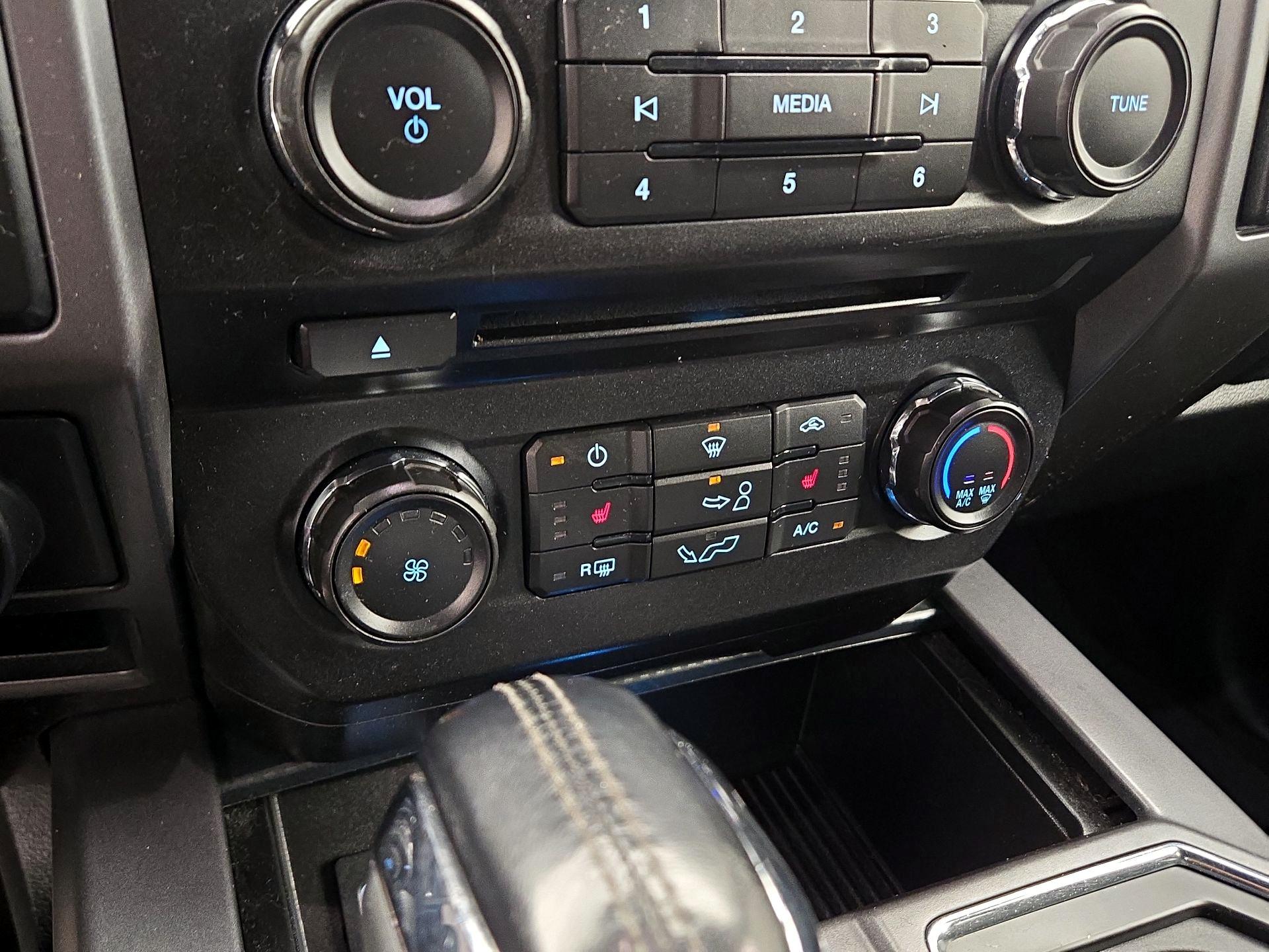 Thumbnail: 2018 Ford F-150 - 16