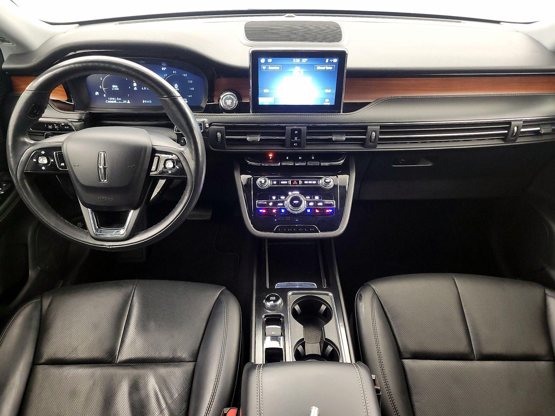 Thumbnail: 2022 Lincoln Corsair - 9