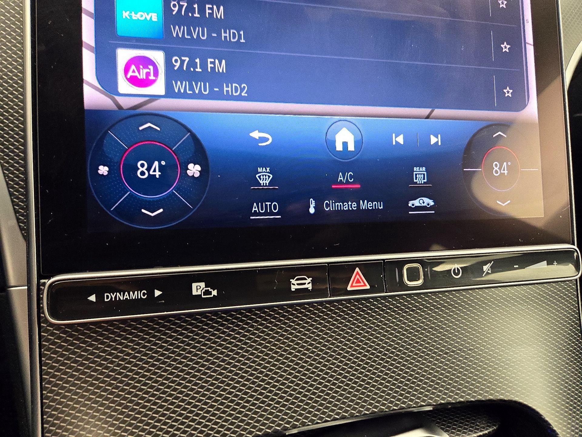 Thumbnail: 2024 Mercedes-Benz C-Class - 17