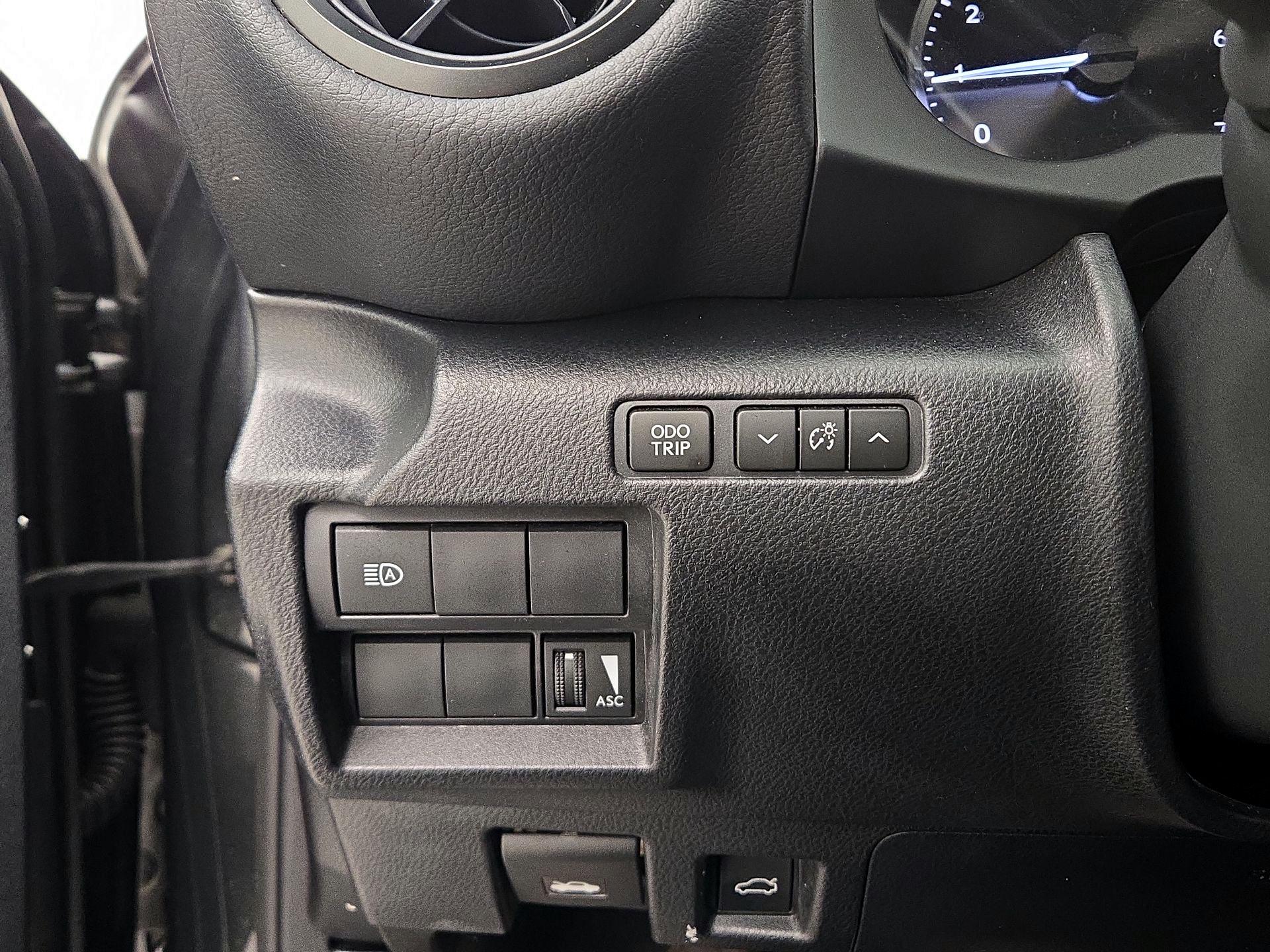 Thumbnail: 2025 Lexus IS - 13