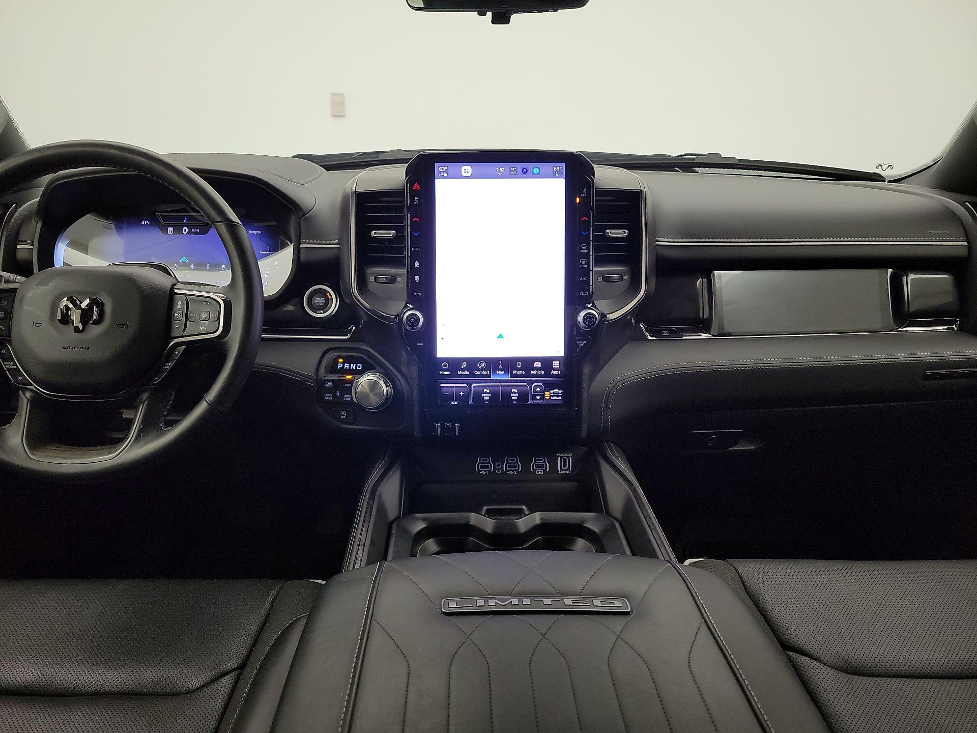 Thumbnail: 2025 RAM 1500 - 9