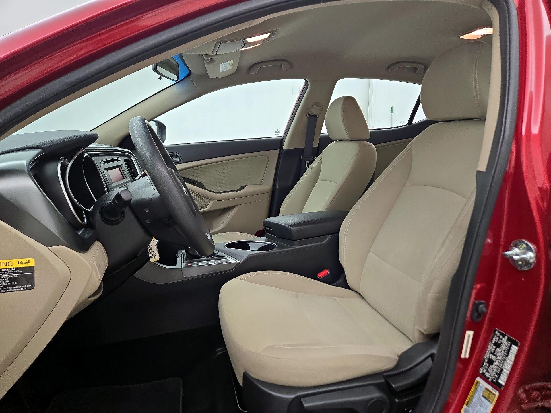 Thumbnail: 2015 Kia Optima - 11