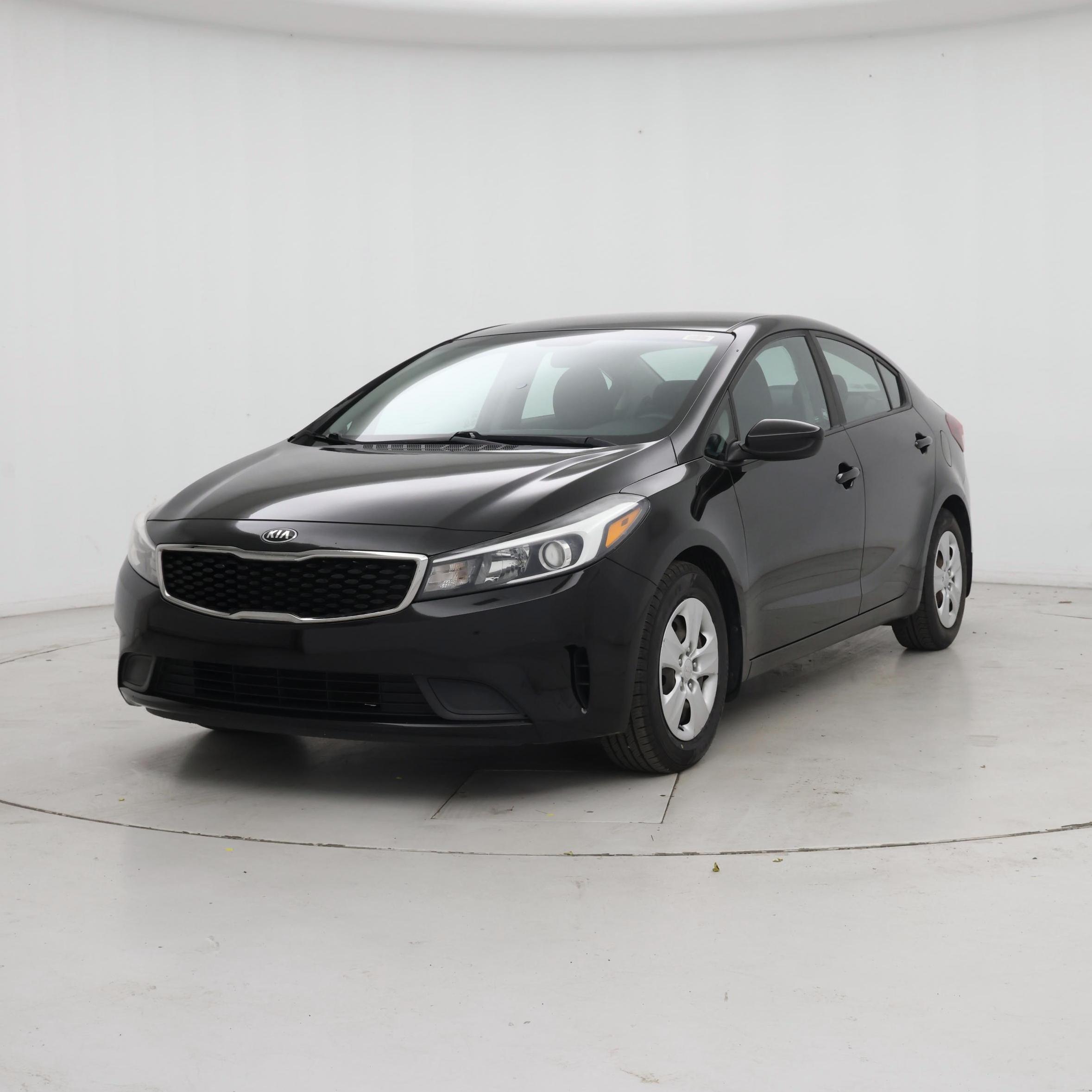 Thumbnail: 2017 Kia Forte - 4