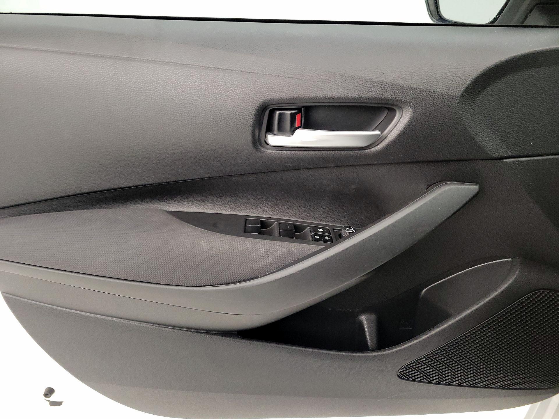 Thumbnail: 2021 Toyota Corolla - 12