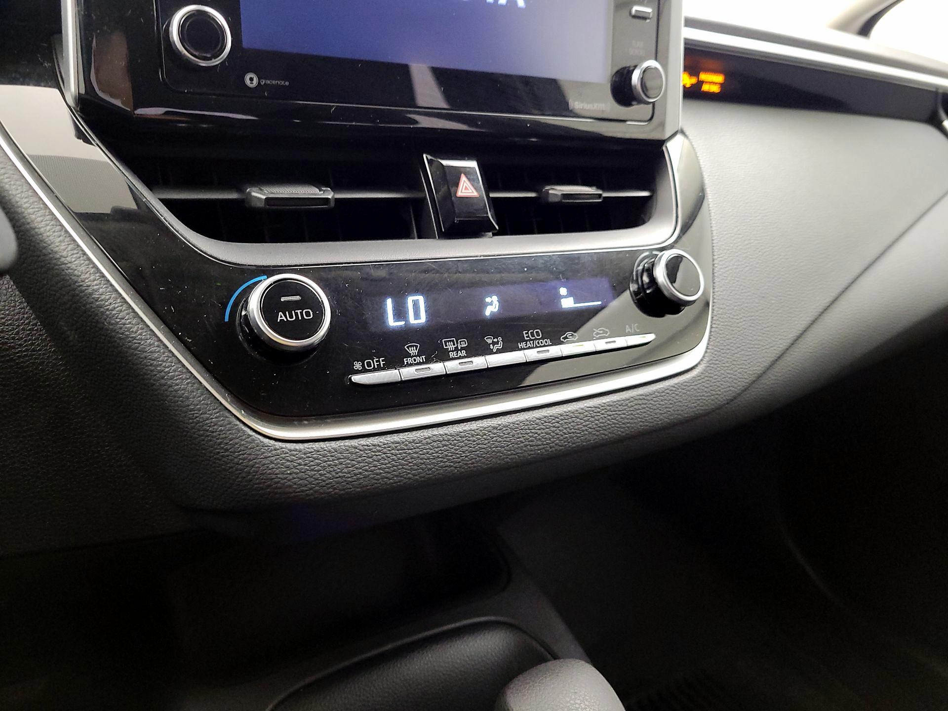 Thumbnail: 2021 Toyota Corolla - 16