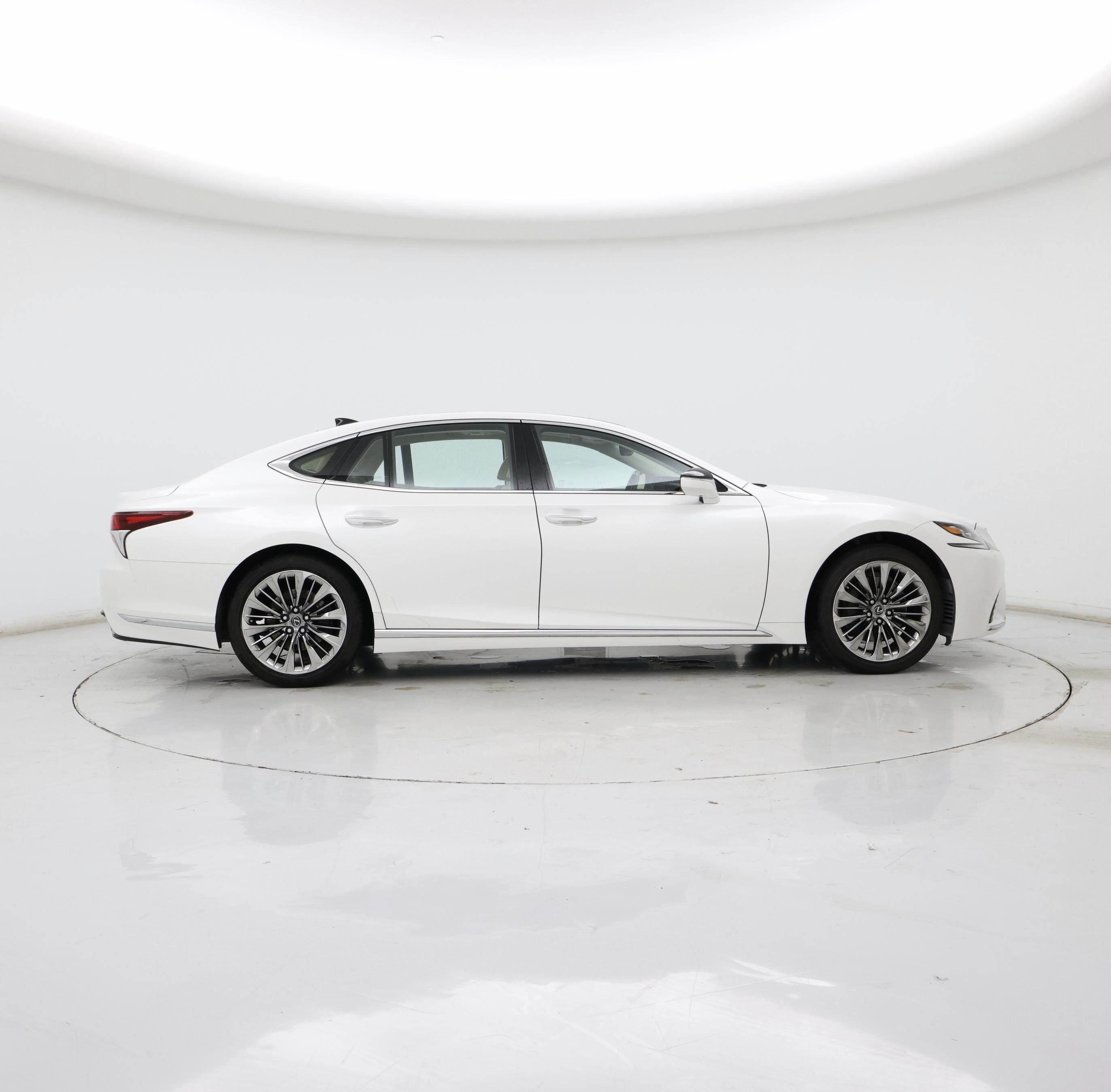 Thumbnail: 2019 Lexus LS - 7