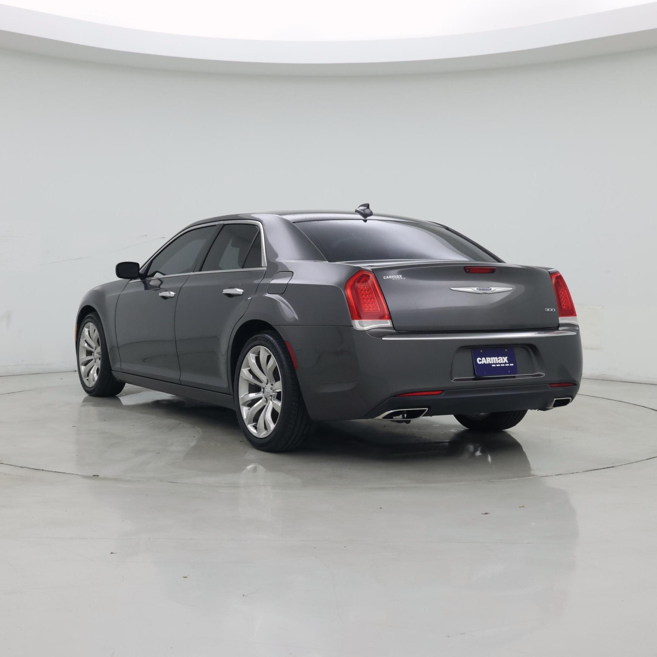 Thumbnail: 2019 Chrysler 300 - 2