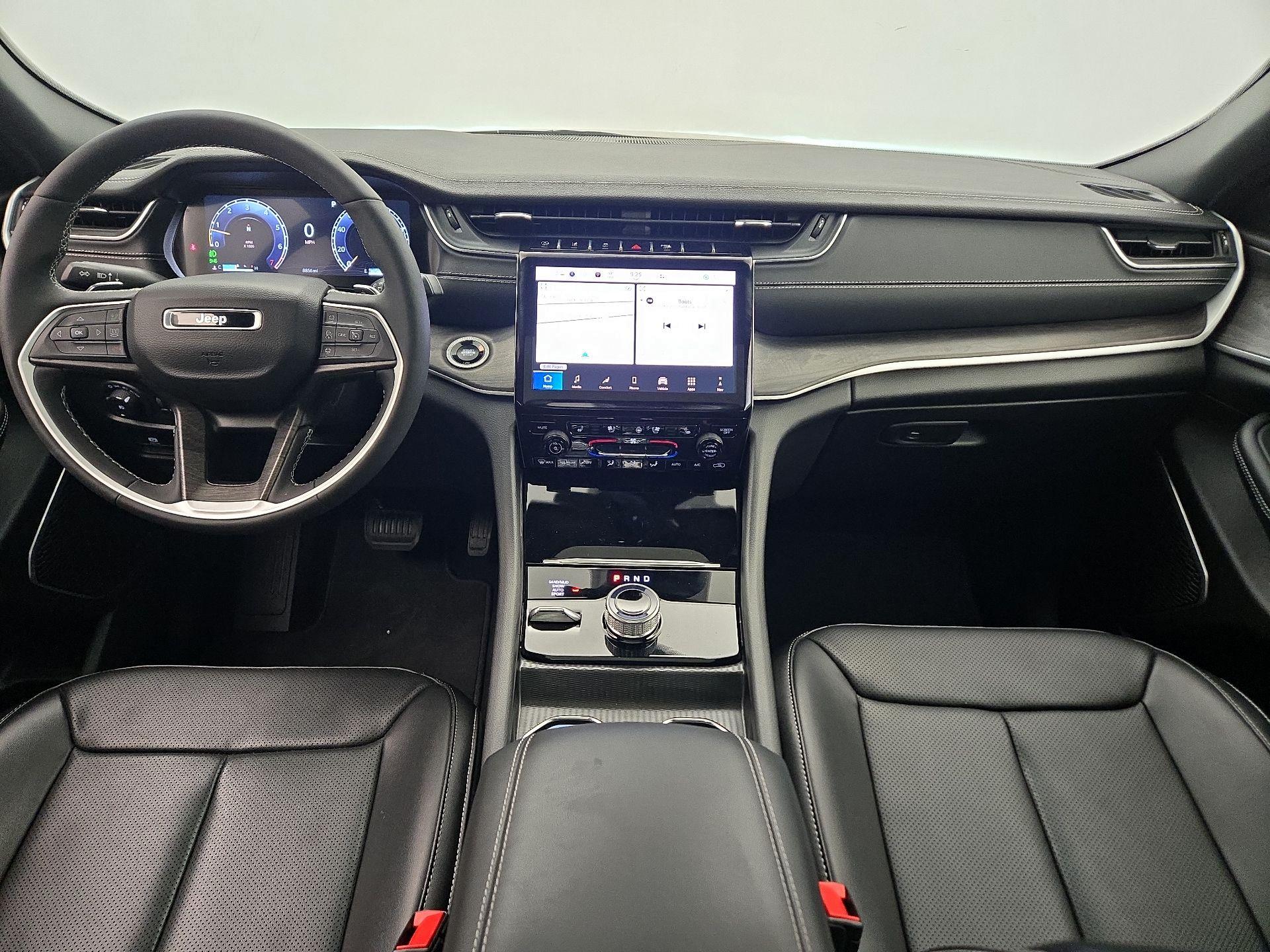 Thumbnail: 2024 Jeep Grand Cherokee - 9