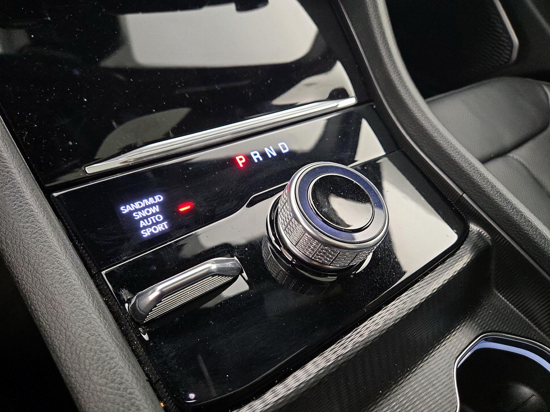 Thumbnail: 2024 Jeep Grand Cherokee - 18