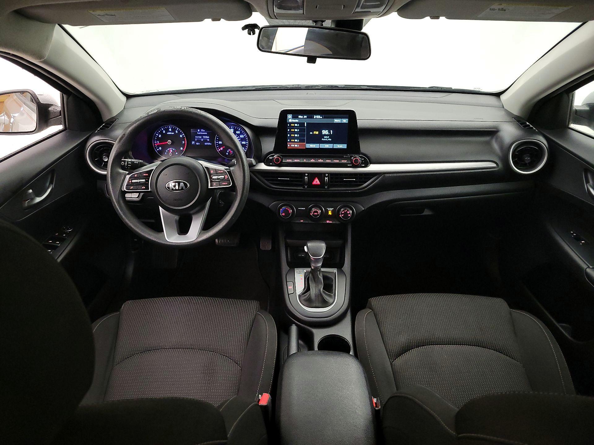 Thumbnail: 2020 Kia Forte - 9