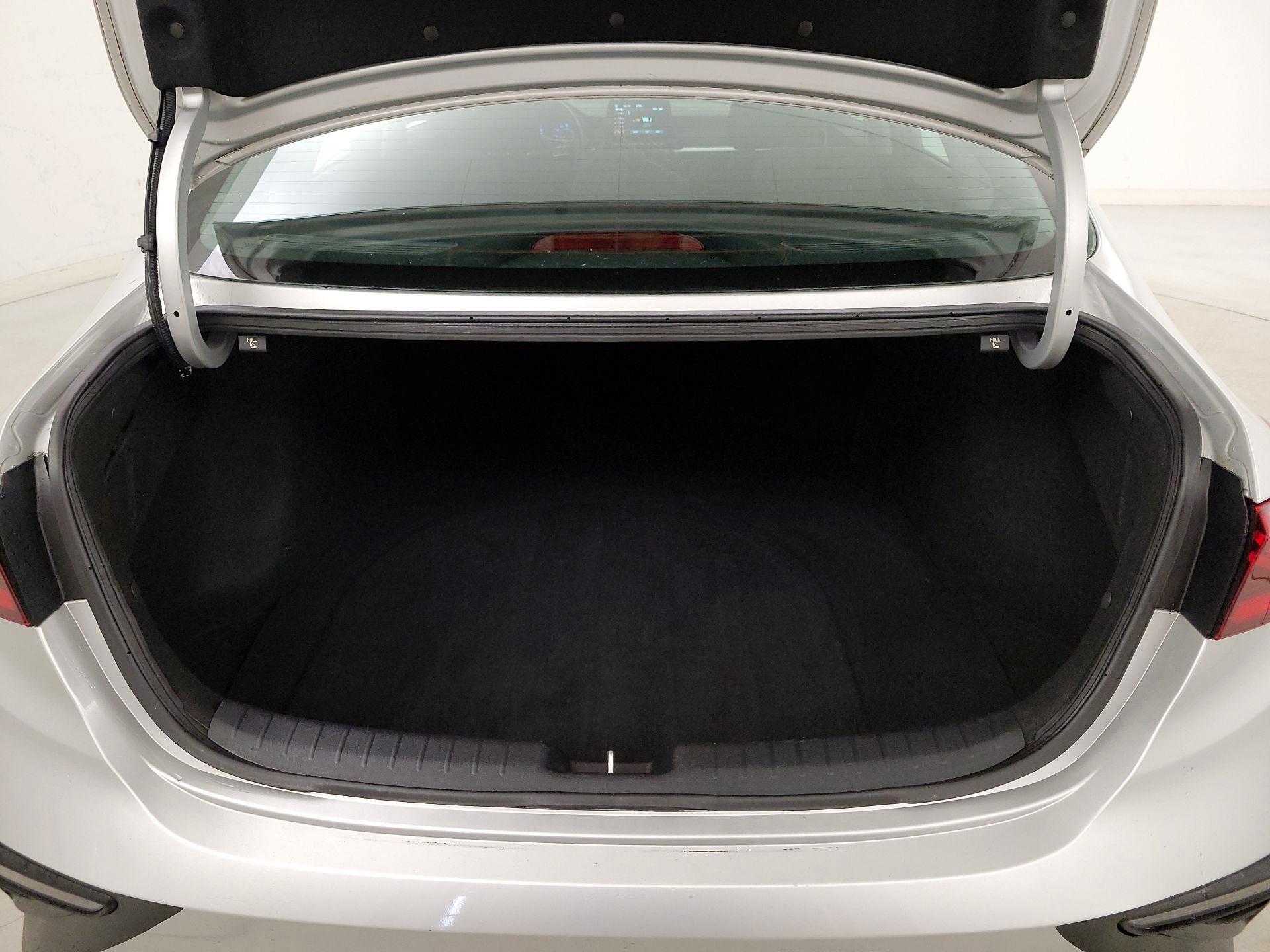 Thumbnail: 2020 Kia Forte - 20