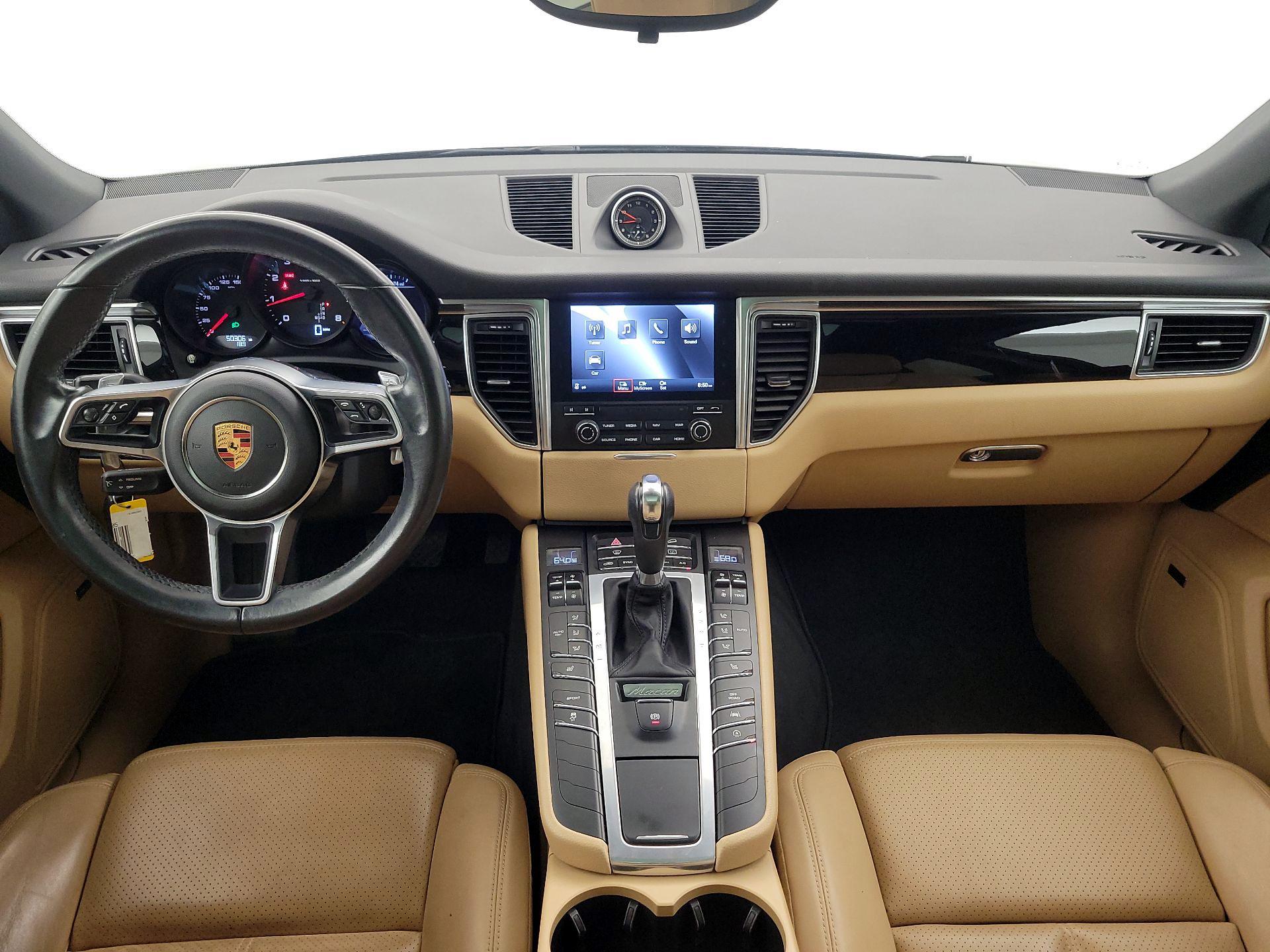 Thumbnail: 2017 Porsche Macan - 9