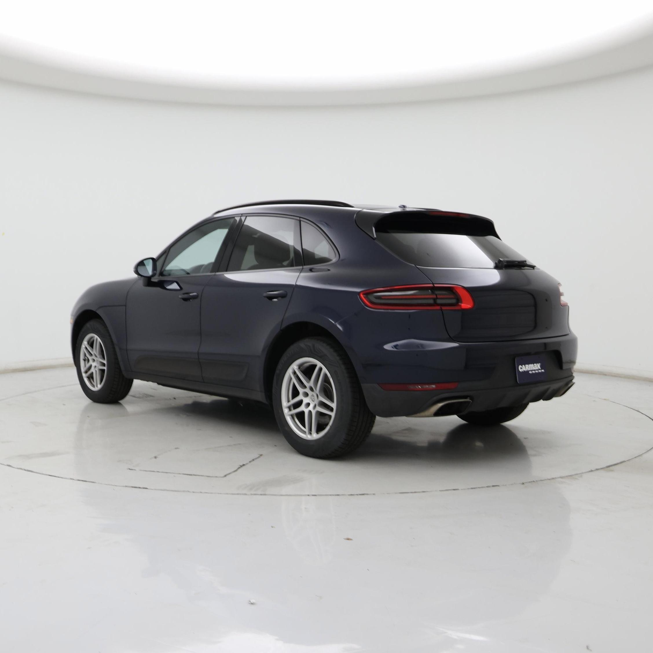 Thumbnail: 2017 Porsche Macan - 2