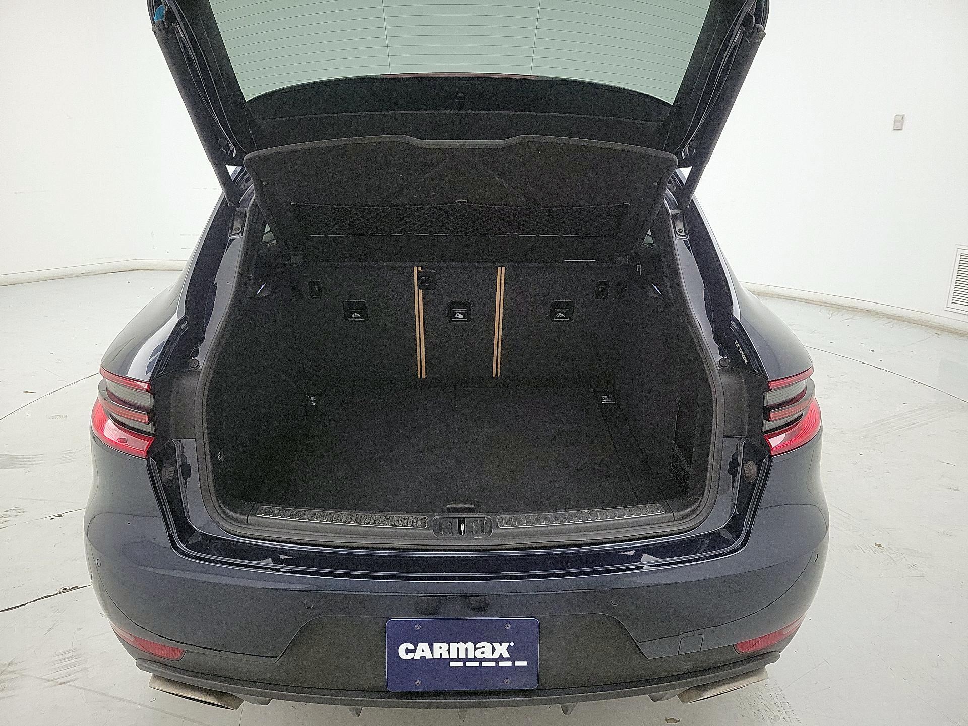 Thumbnail: 2017 Porsche Macan - 20