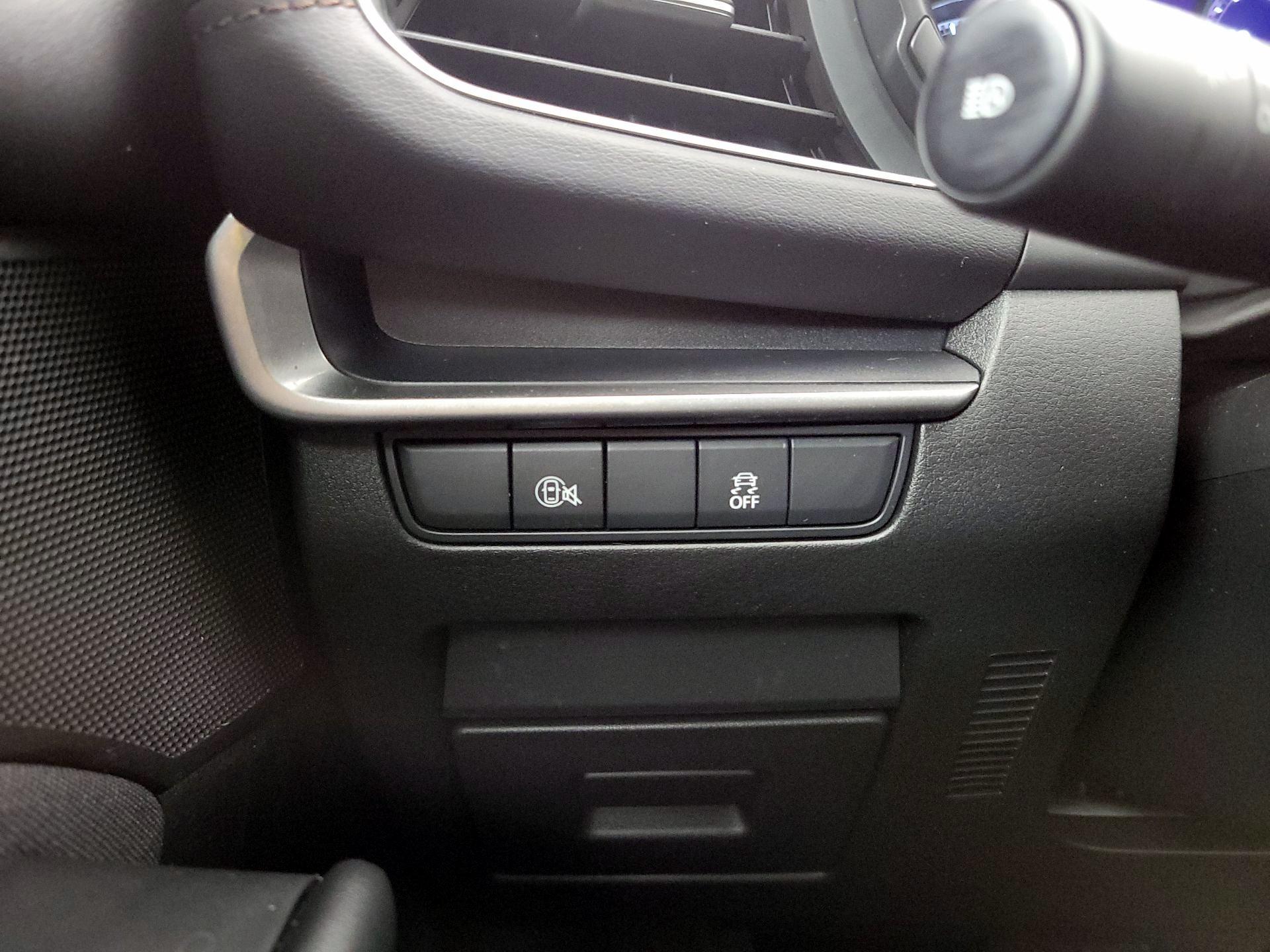 Thumbnail: 2025 Mazda Mazda3 - 13