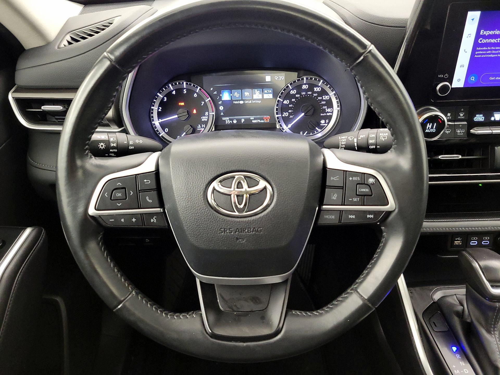 Thumbnail: 2024 Toyota Highlander - 10