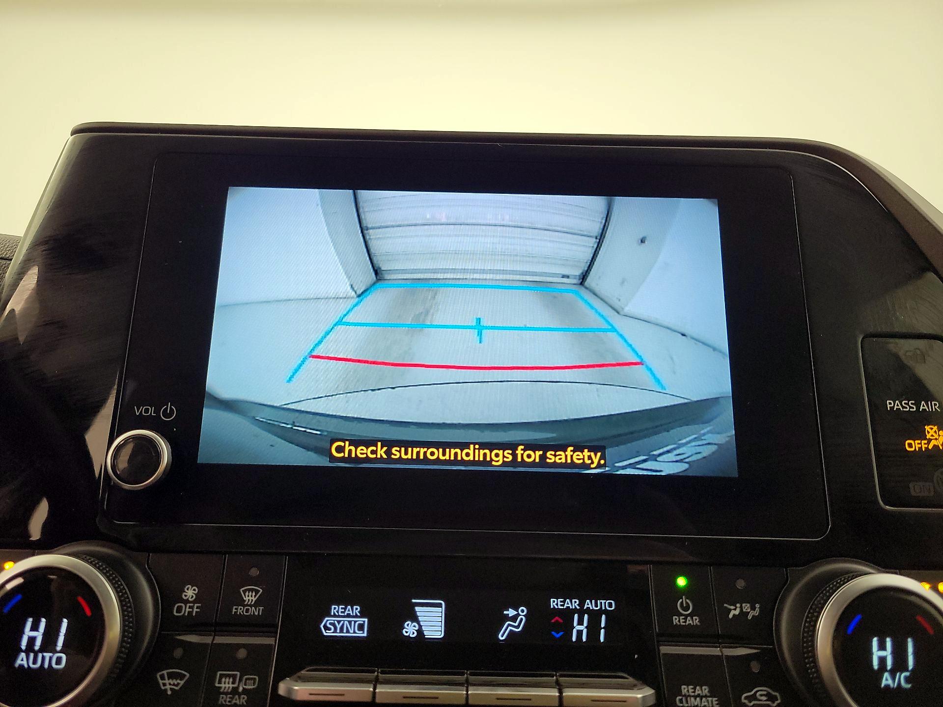 Thumbnail: 2024 Toyota Highlander - 15