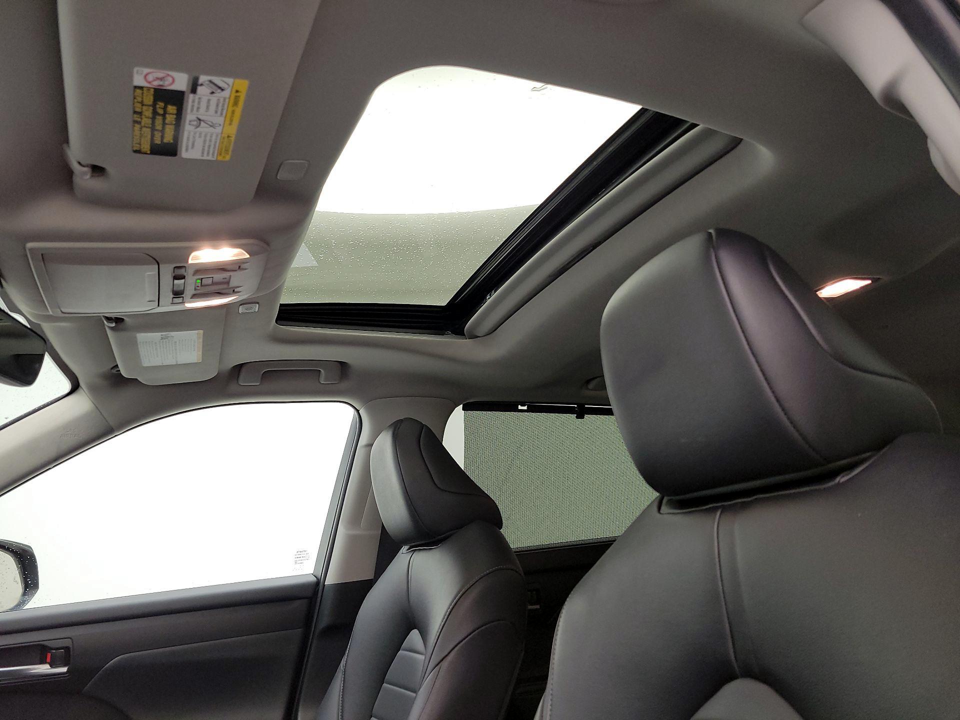 Thumbnail: 2024 Toyota Highlander - 19