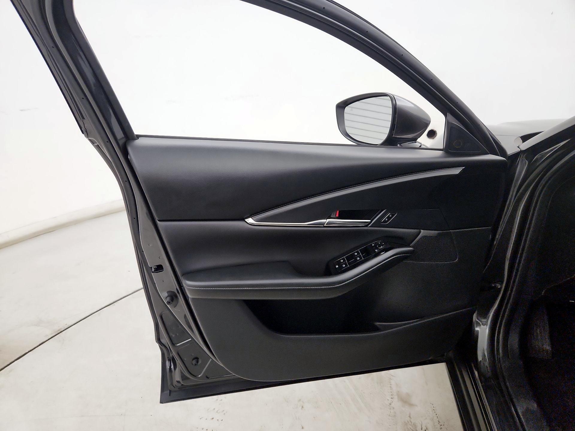 Thumbnail: 2025 Mazda CX-30 - 12